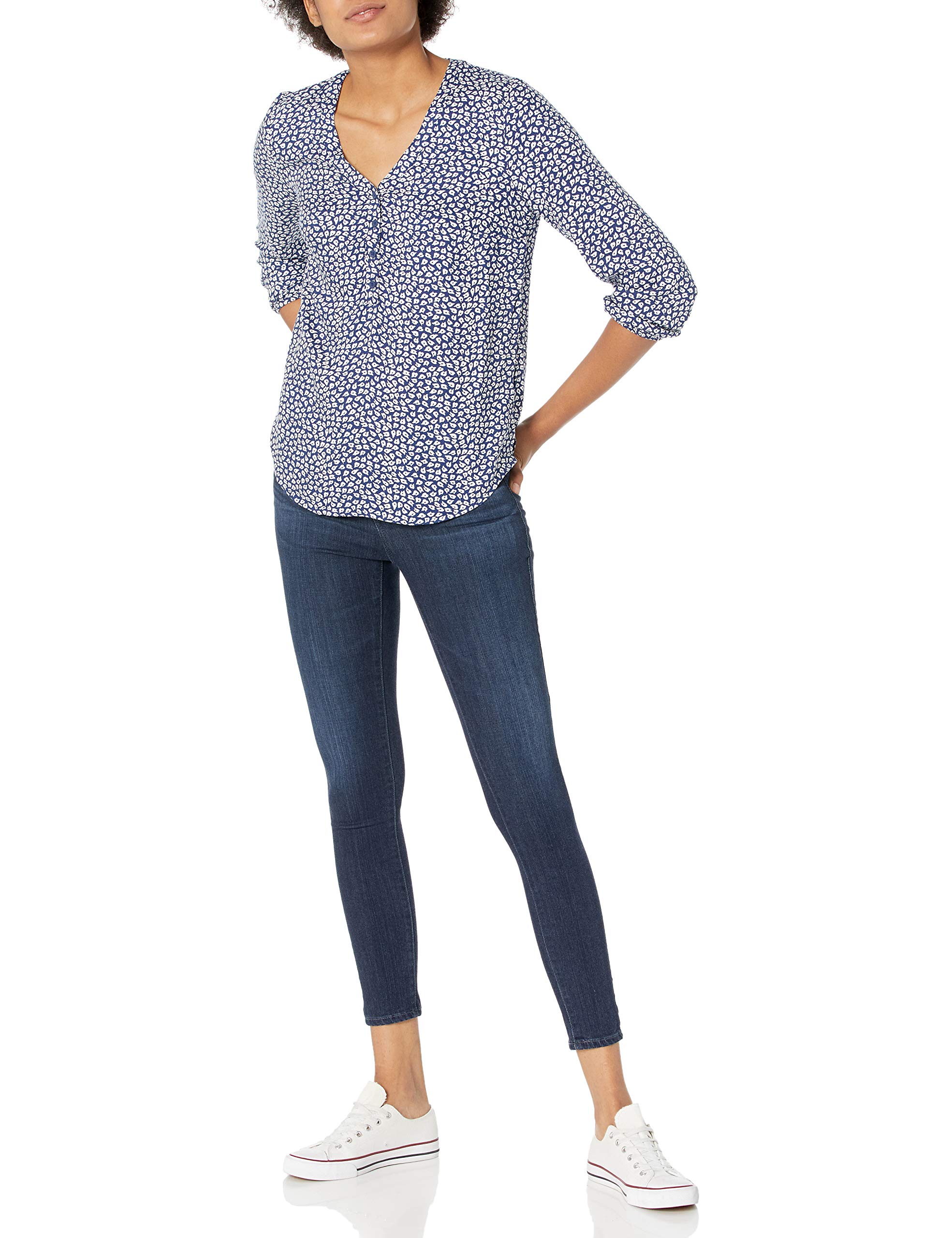 Amazon Essentials Women's 3/4 Sleeve Button Popover Shirt