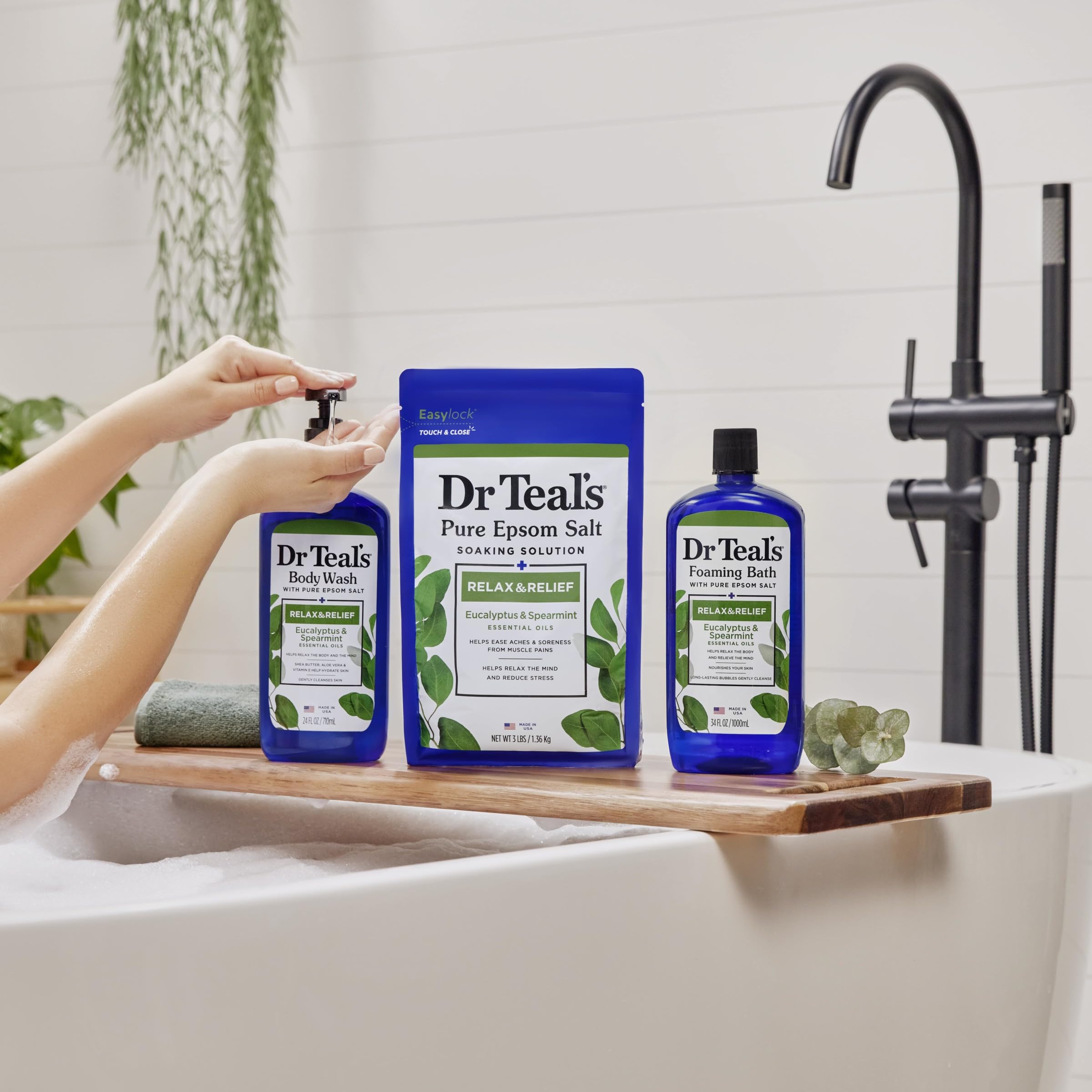 Dr Teal's Foaming Bath with Pure Epsom Salt, Relax & Relief with Eucalyptus & Spearmint, 34 fl oz (Pack of 2)