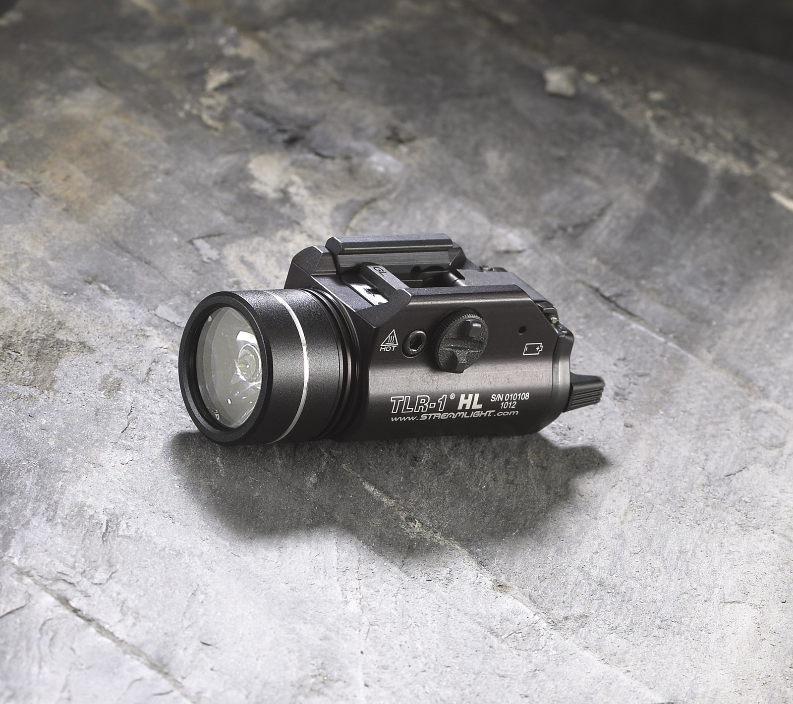 Streamlight 69260 TLR-1 HL 1000-Lumen Weapon Light with Rail Locating Keys and Lithium Batteries, Box, Black