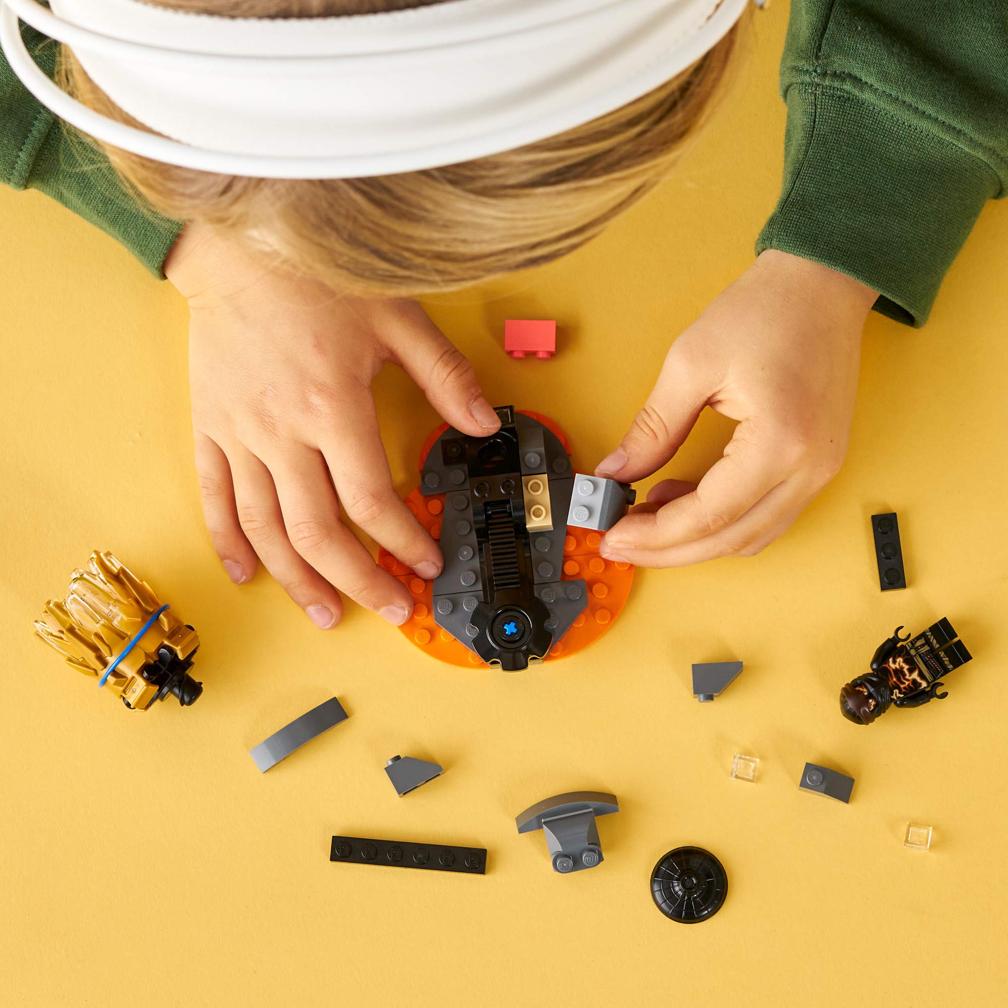 LEGO NINJAGO Spinjitzu Burst - Cole 70685 NINJAGO Accessory Set Building Kit Featuring Ninja Minifigure (48 Pieces)