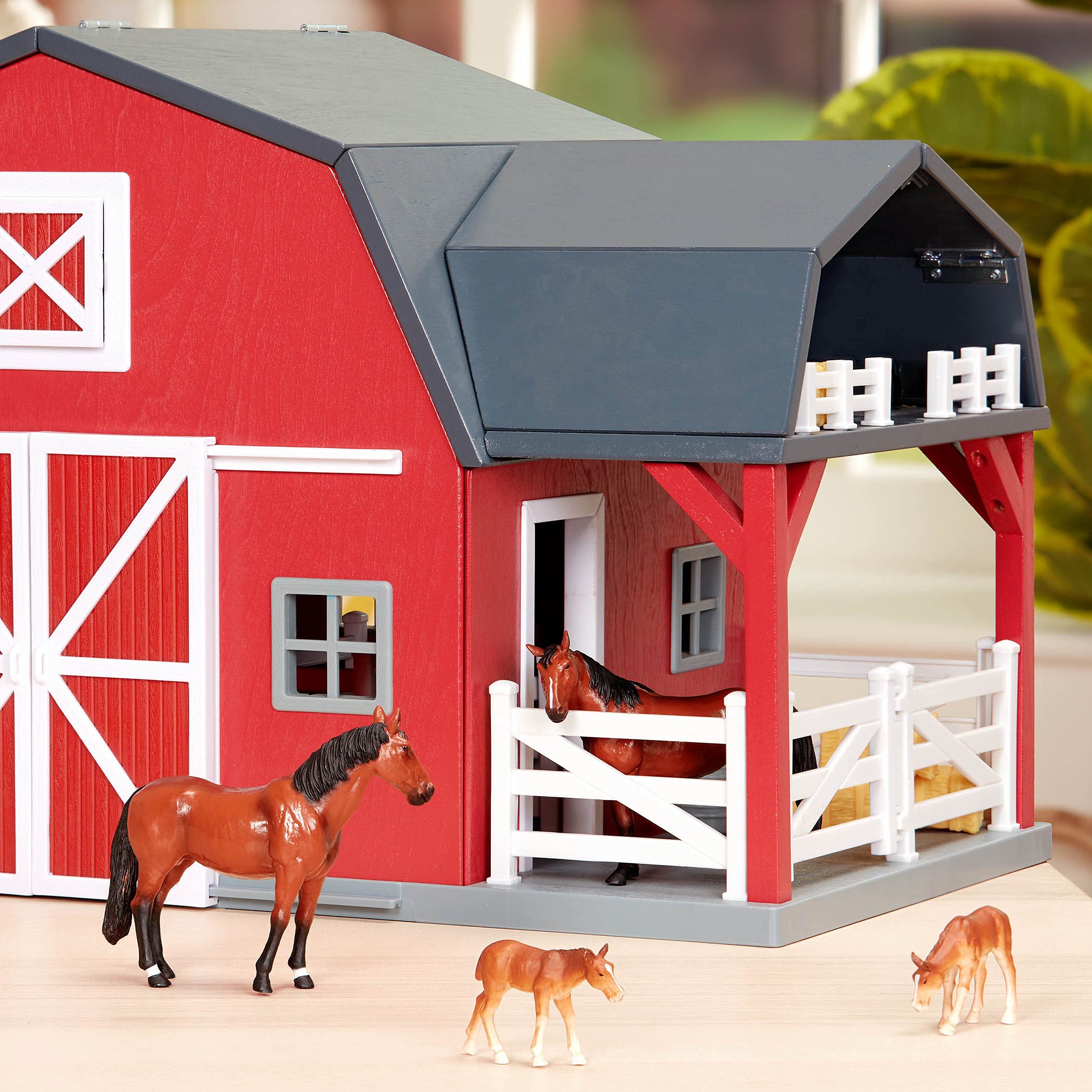 Terra by Battat - Quarter Horse Family - Miniature Toy Horse Family Figurines for Kids 3-Years-Old & Up (4 Pc)