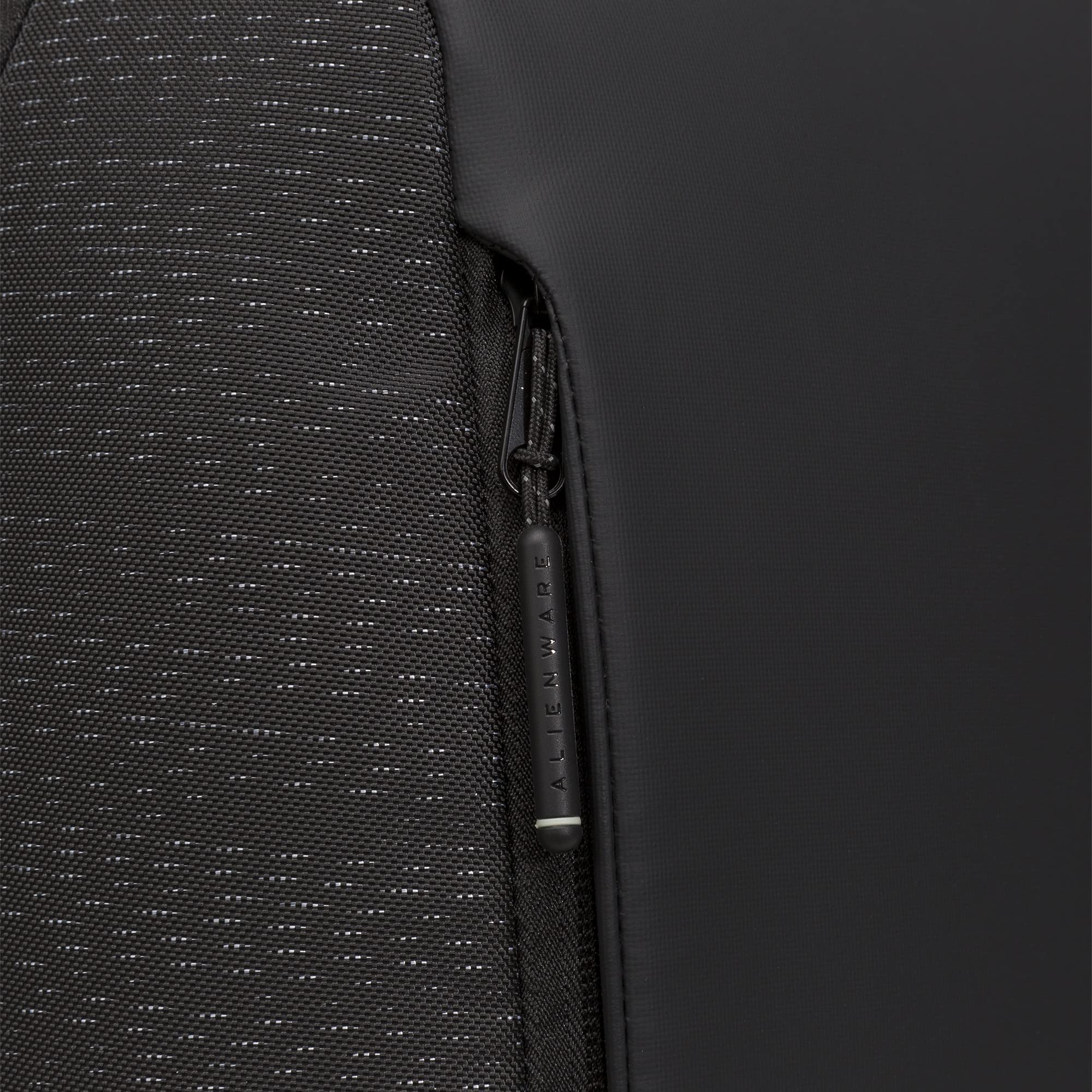 Alienware 17-inch Horizon Slim Backpack - Galaxy Weave Black