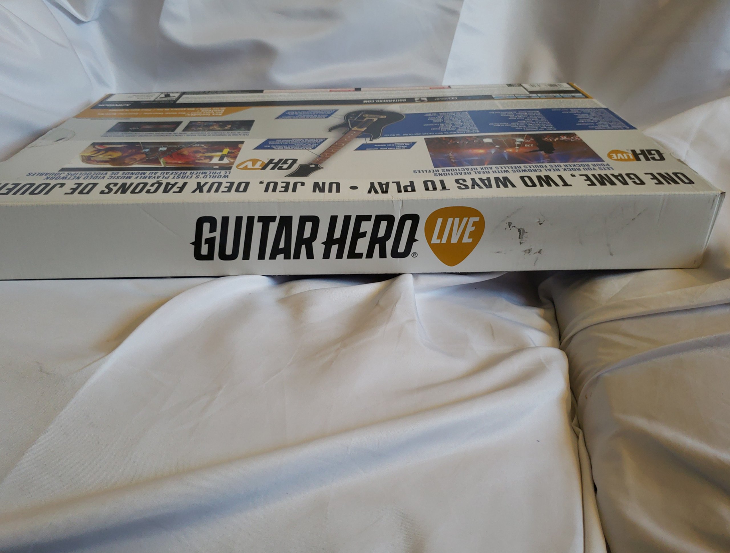 Guitar Hero Live (Game And Guitar) Sony PS3 (New)