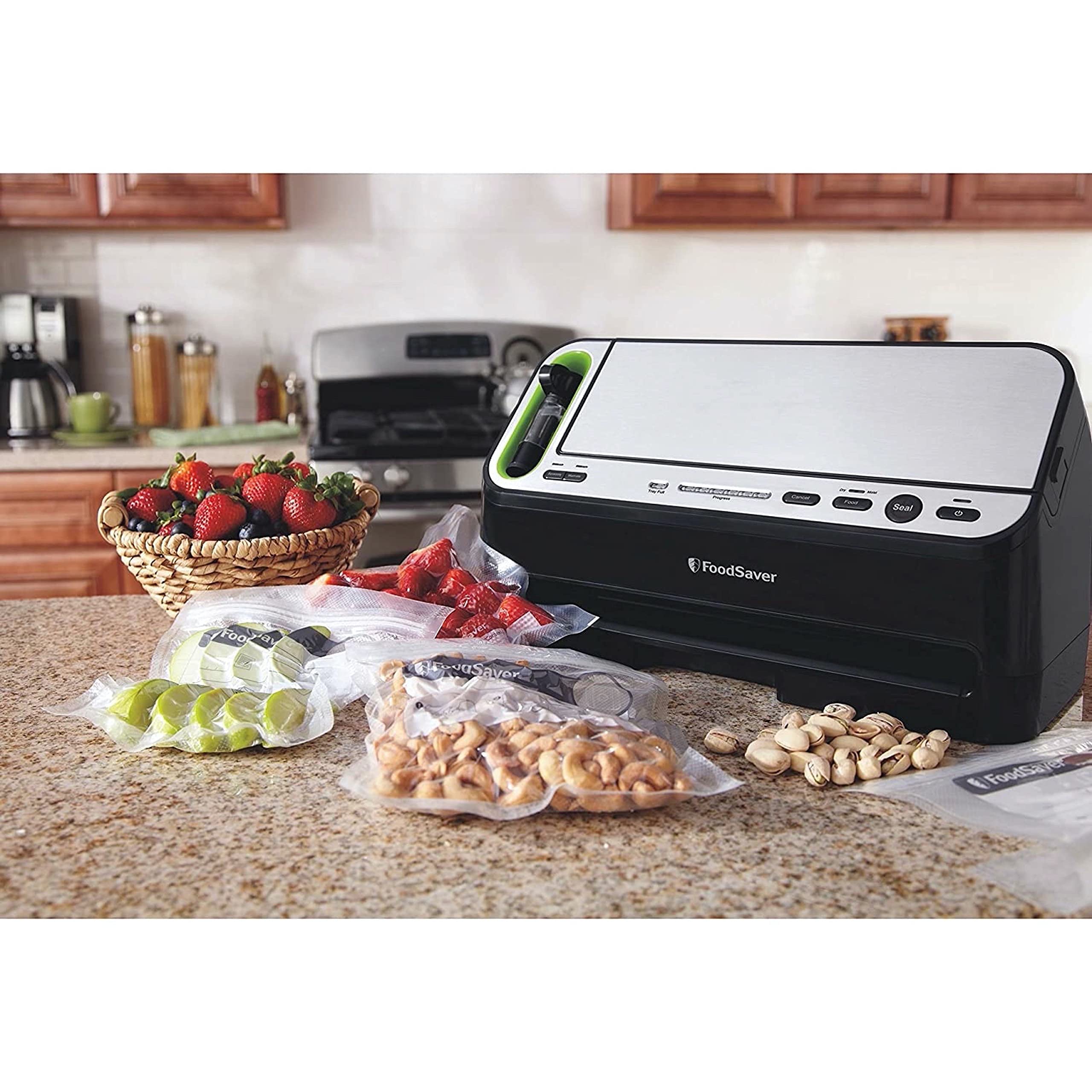 FoodSaver V4400 2-in-1 Vacuum Sealer Machine with Automatic Vacuum Sealer Bag Detection and Starter Kit, Safety Certified, Black and Silver