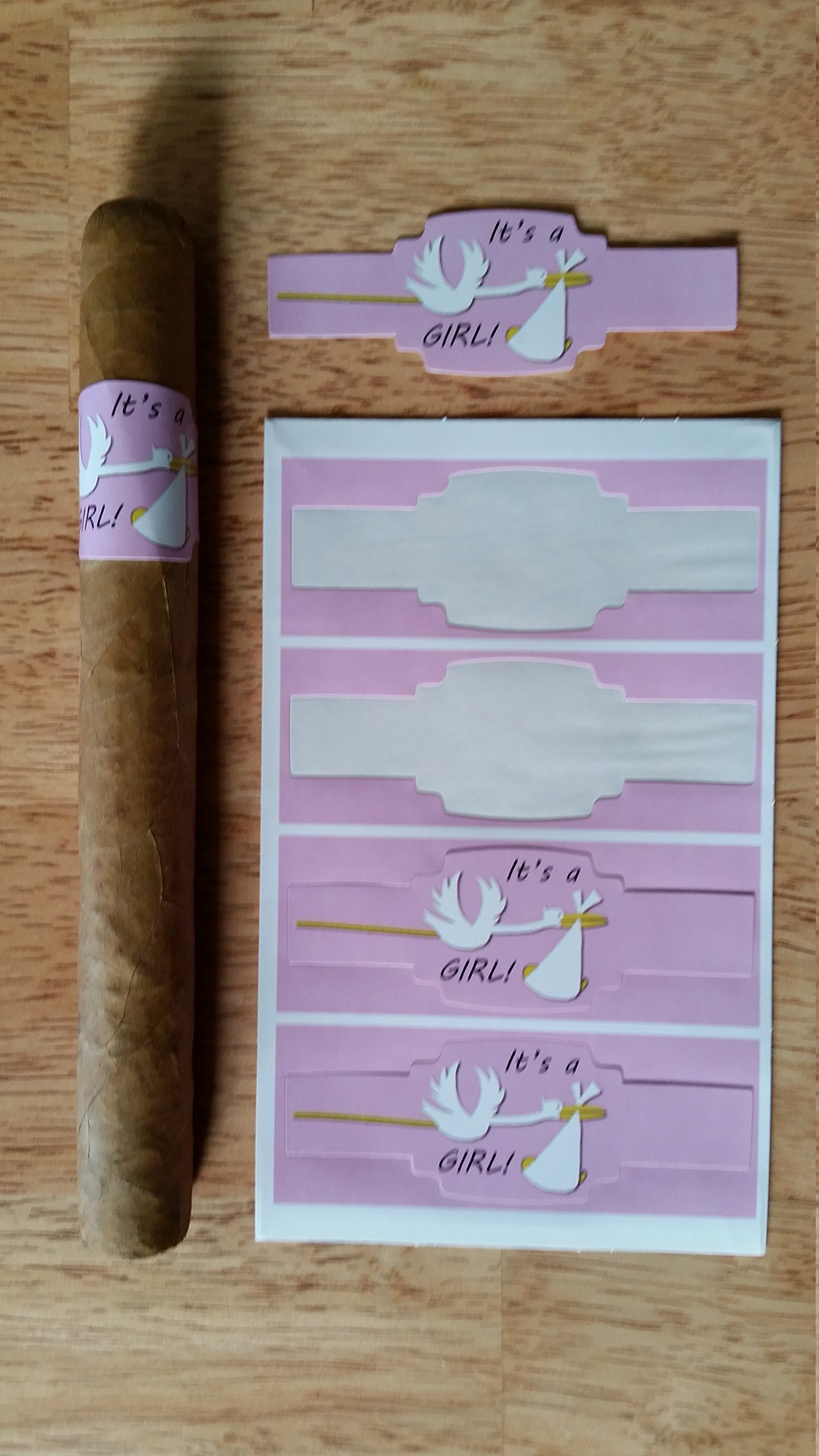 It's a GIRL! (Stork) 20 Pack of Self-Adhering Cigar Bands / Labels
