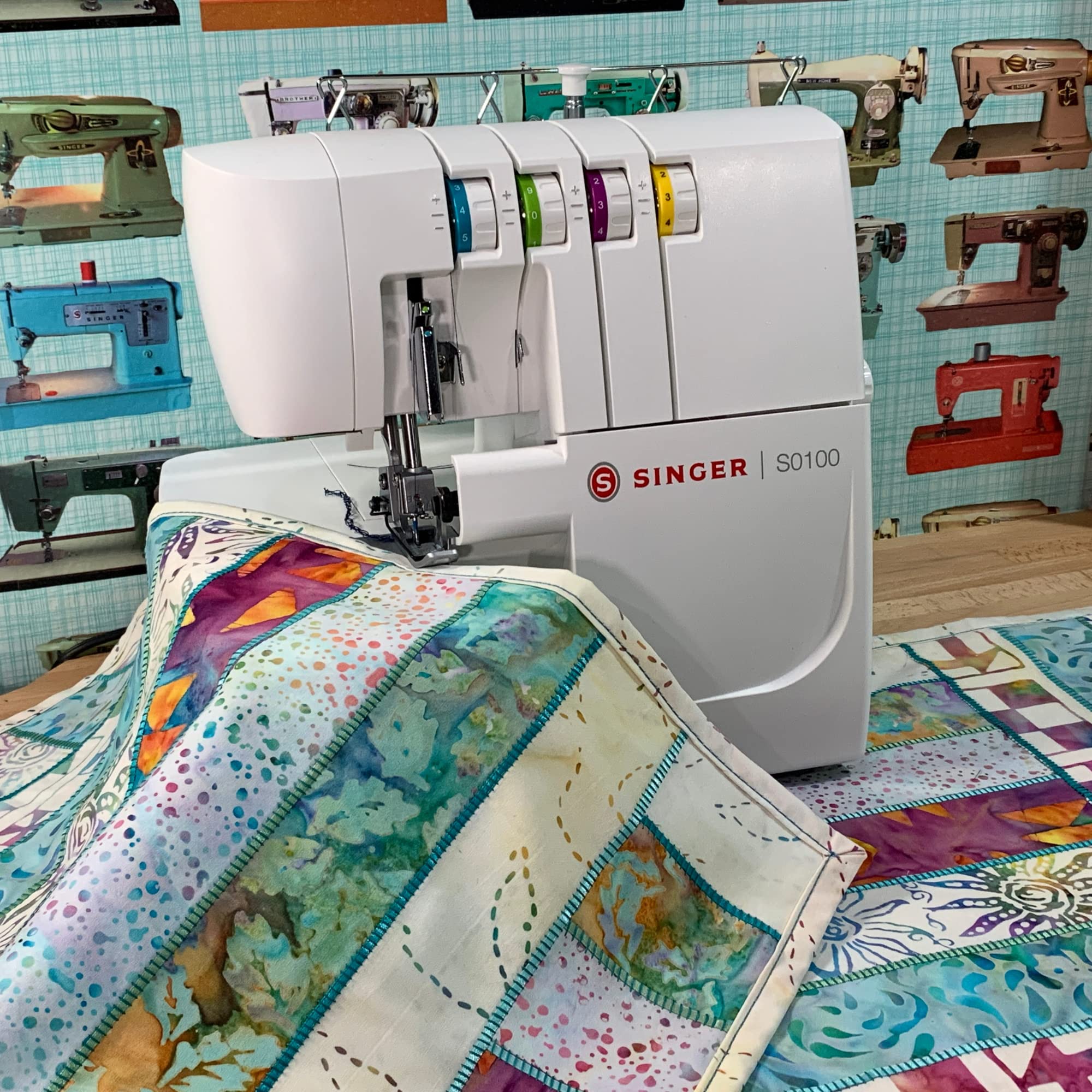 SINGER | S0100 Serger Overlock Machine With Included Accessory Kit - 2/3/4 Thread Capacity - 1300 SPM - Free Arm, White