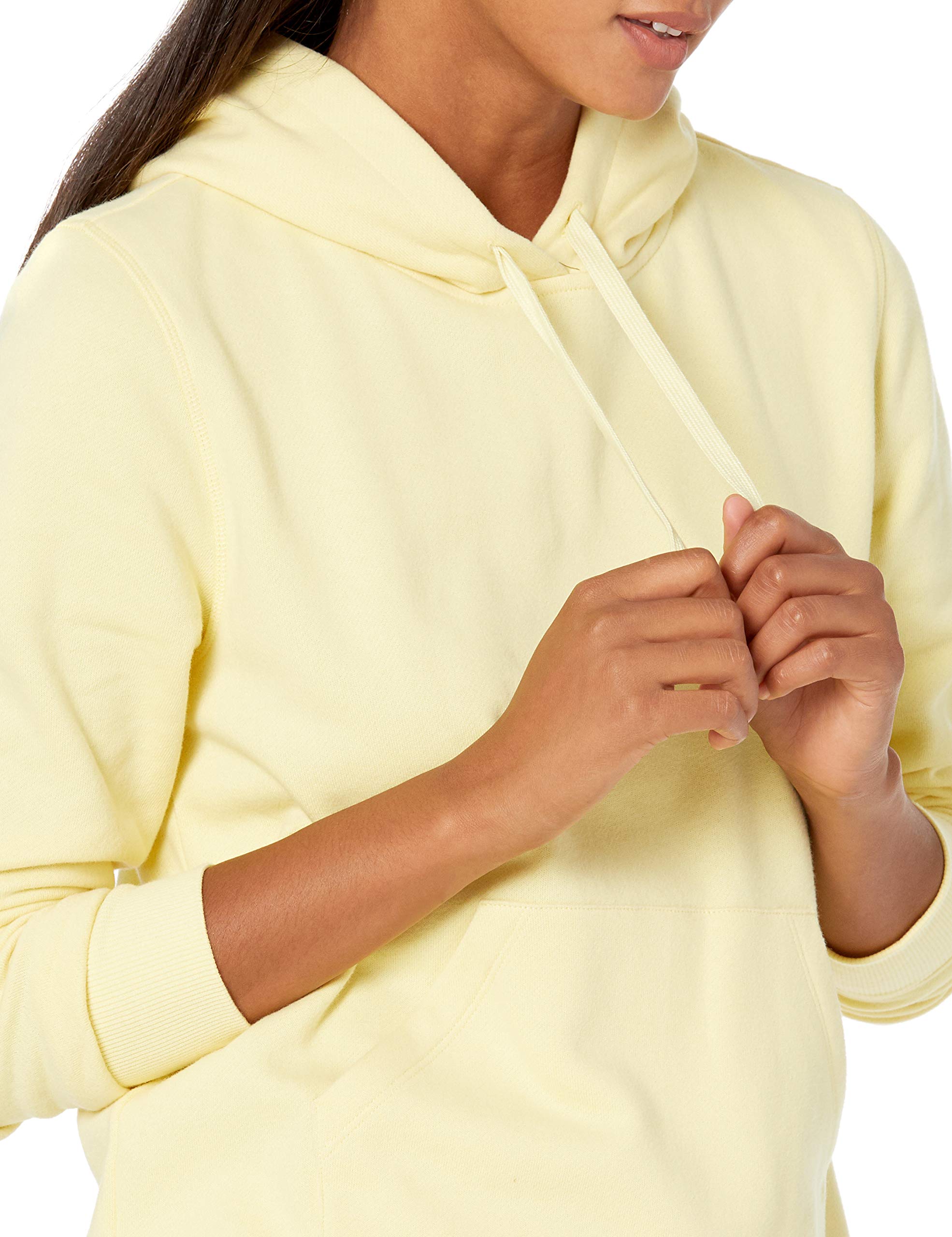 Amazon Essentials Women's French Terry Fleece Pullover Hoodie (Available in Plus Size)