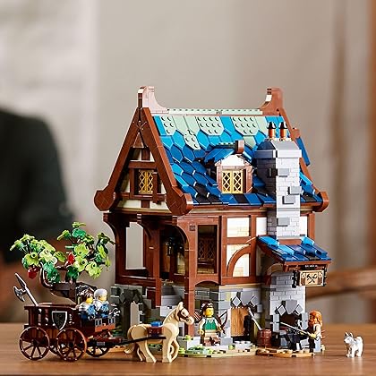 LEGO Ideas Medieval Blacksmith 21325 Building Set, Model Kit for Adults to Build, Collectible Display House with Workshop, Home Décor Gift Idea