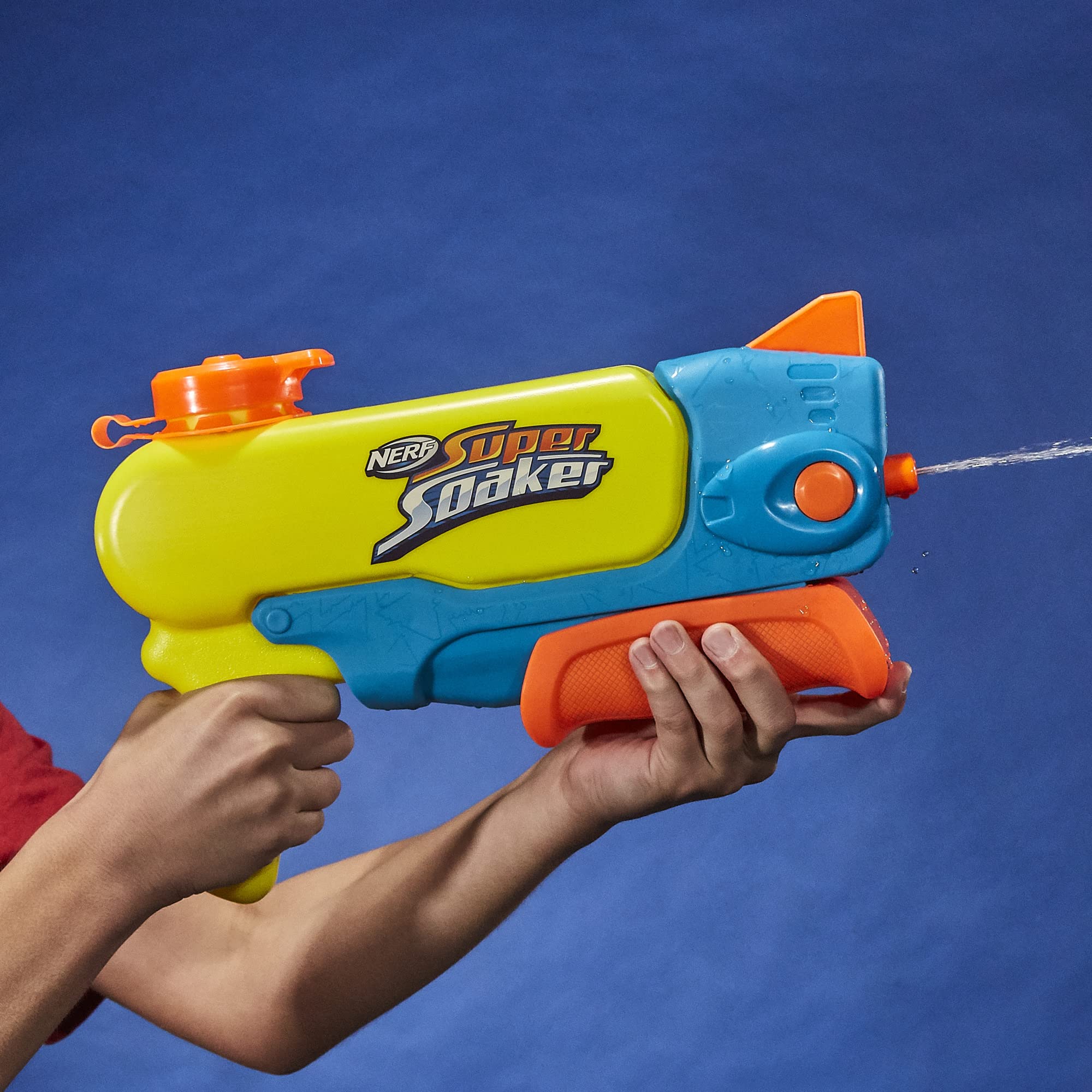 SUPERSOAKER Nerf Wave Spray Water Blaster, Wild Wave Soakage, Nozzle Moves to Create Wavy Stream, Outdoor Games and Water Toys