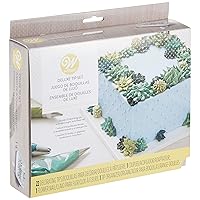 Wilton Deluxe Tip Set - Create Assorted Petals, Leaves, Basketweaves, Handwriting and More, Organize Tips Inside the Storage Case, 25-Piece