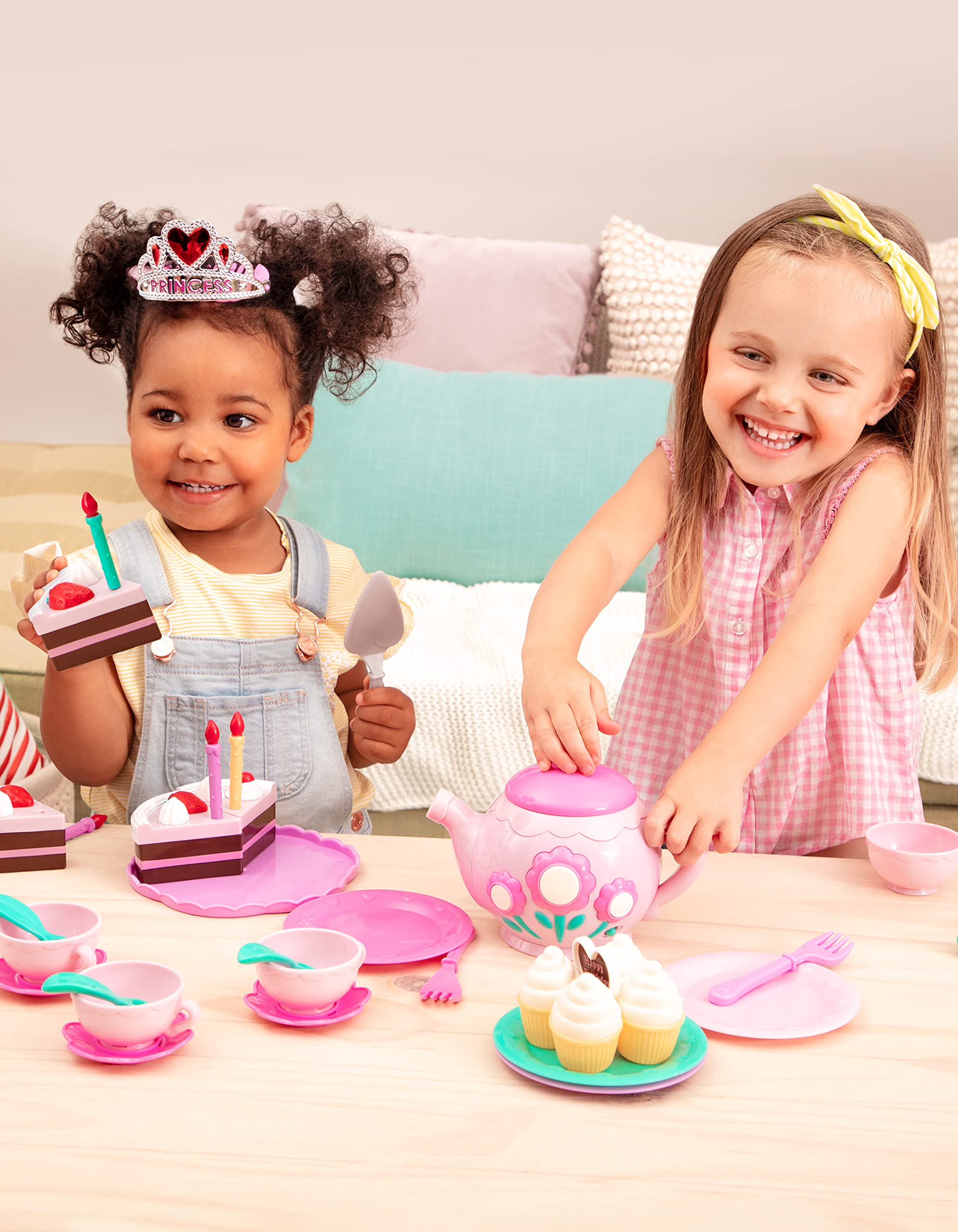 Play Circle – Birthday Cake – Toy Food – Plates & Candles Accessories – Pretend Play – Ages 3 Years Old & Up – Princess Birthday Party
