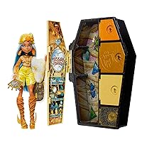 Monster High Doll and Fashion Set, Cleo De Nile, Skulltimate Secrets: Fearidescent Series, Dress-Up Locker with 19+ Accessories, HNF76