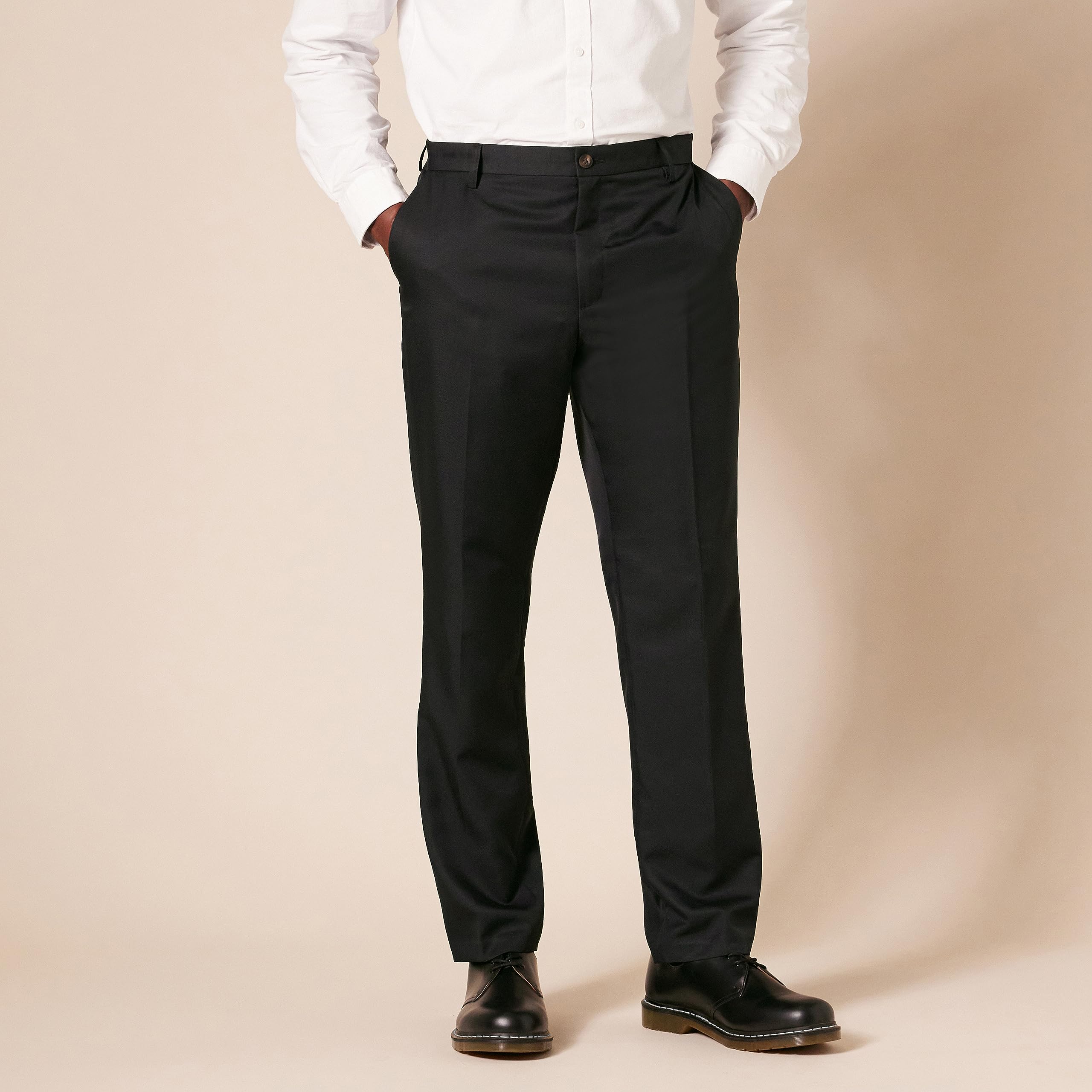 Amazon Essentials Men's Slim-Fit Flat-Front Dress Pant