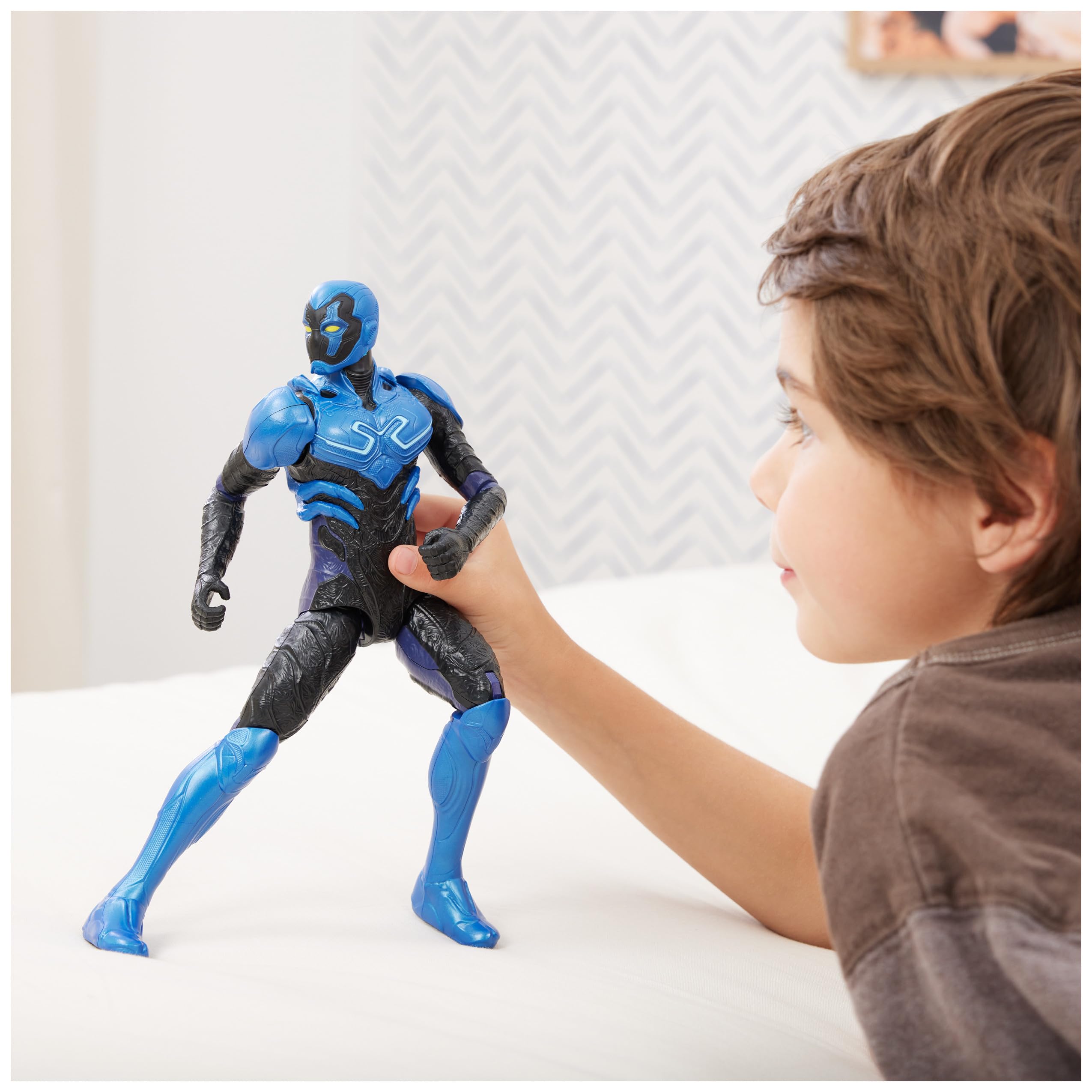 DC Comics, Hero-Mode Blue Beetle Action Figure, 12-inch, Easy to Pose, Blue Beetle Movie Collectible Superhero Kids Toys for Boys & Girls, Ages 3+