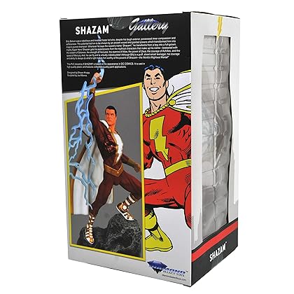 DIAMOND SELECT TOYS DC Comic Gallery: Shazam PVC Diorama Figure , Red