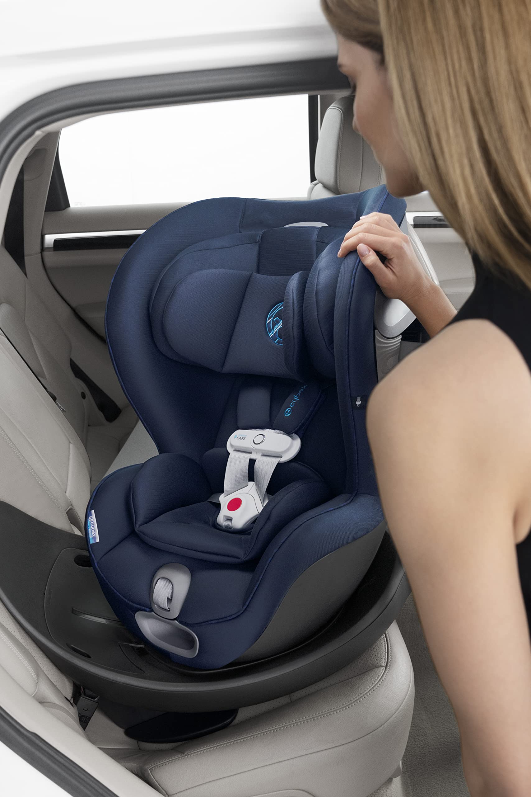 Cybex Sirona S with Convertible Car Seat, 360° Rotating Seat, Rear-Facing or Forward-Facing Car Seat, Easy Installation, SensorSafe Chest Clip, Instant Safety Alerts, Urban Black