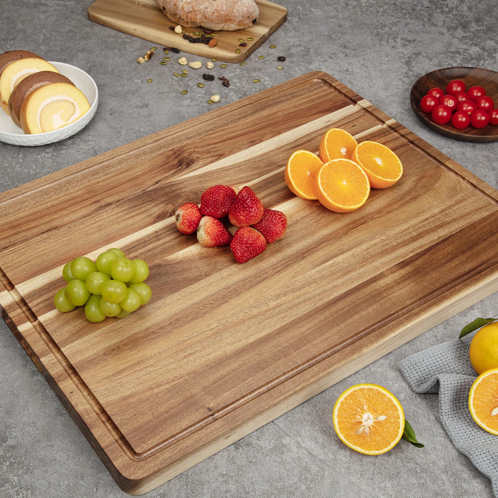 Glowsol Large Acacia Wood Cutting Board, 24 x 18 Inch Extra Large Wood Cutting Board For Kitchen With Side Handles And Juice Slot, Reversible Butcher Block Cutting Board For Meat And Veggies