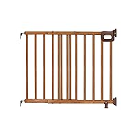 Summer Infant 32 Inch Deluxe Stairway Wall, Banister, or Doorway Simple to Secure Safety Pet and Baby Gate with Auto Close Feature, Oak Wood