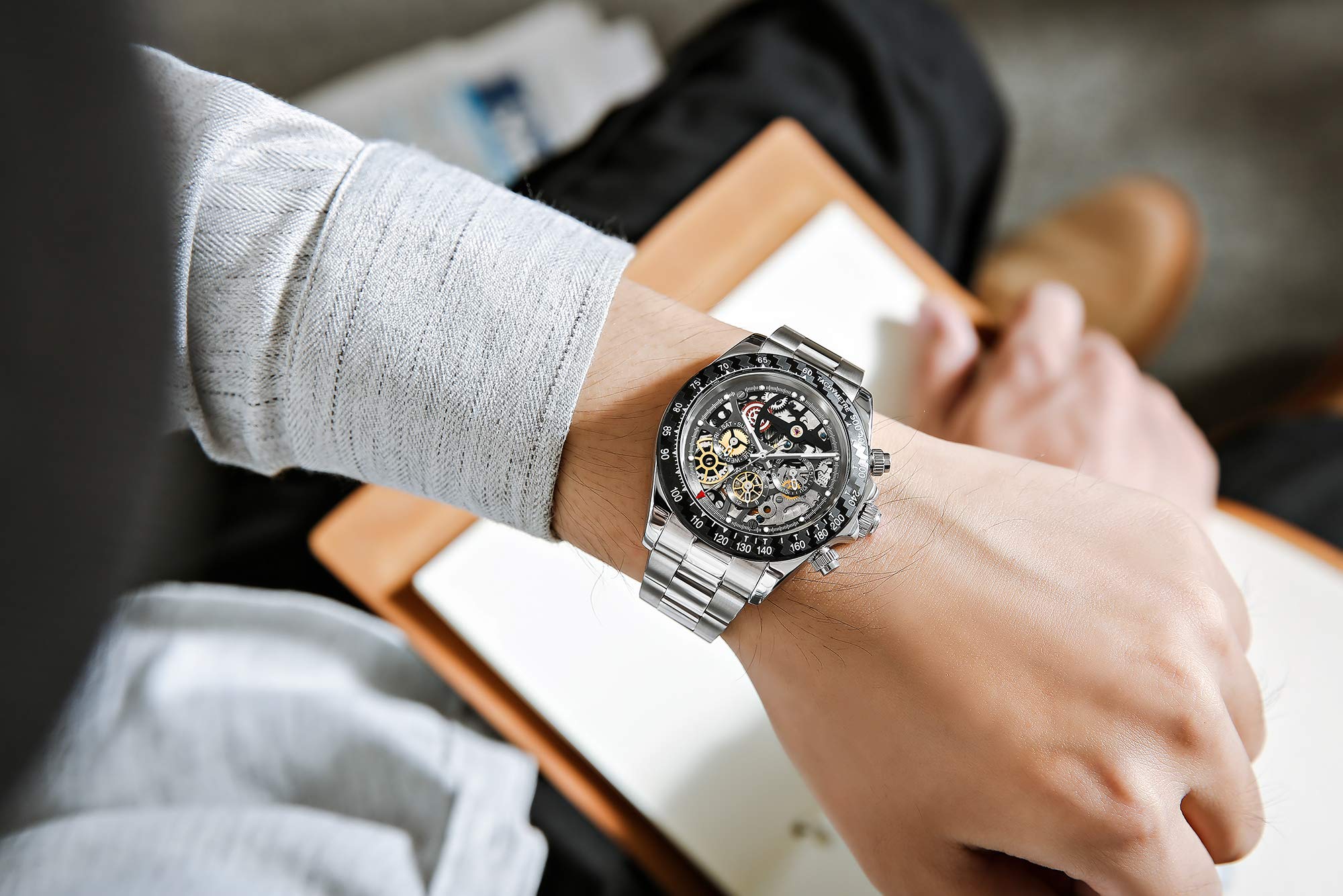 Men‘s Automatic Skeleton Mechanical Carbon Fiber Wirst Watch with Stainless Steel Bracelet 88879
