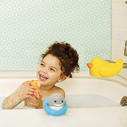 Munchkin® Sea Spinner™ Wind-Up Shark Baby and Toddler Bath Toy