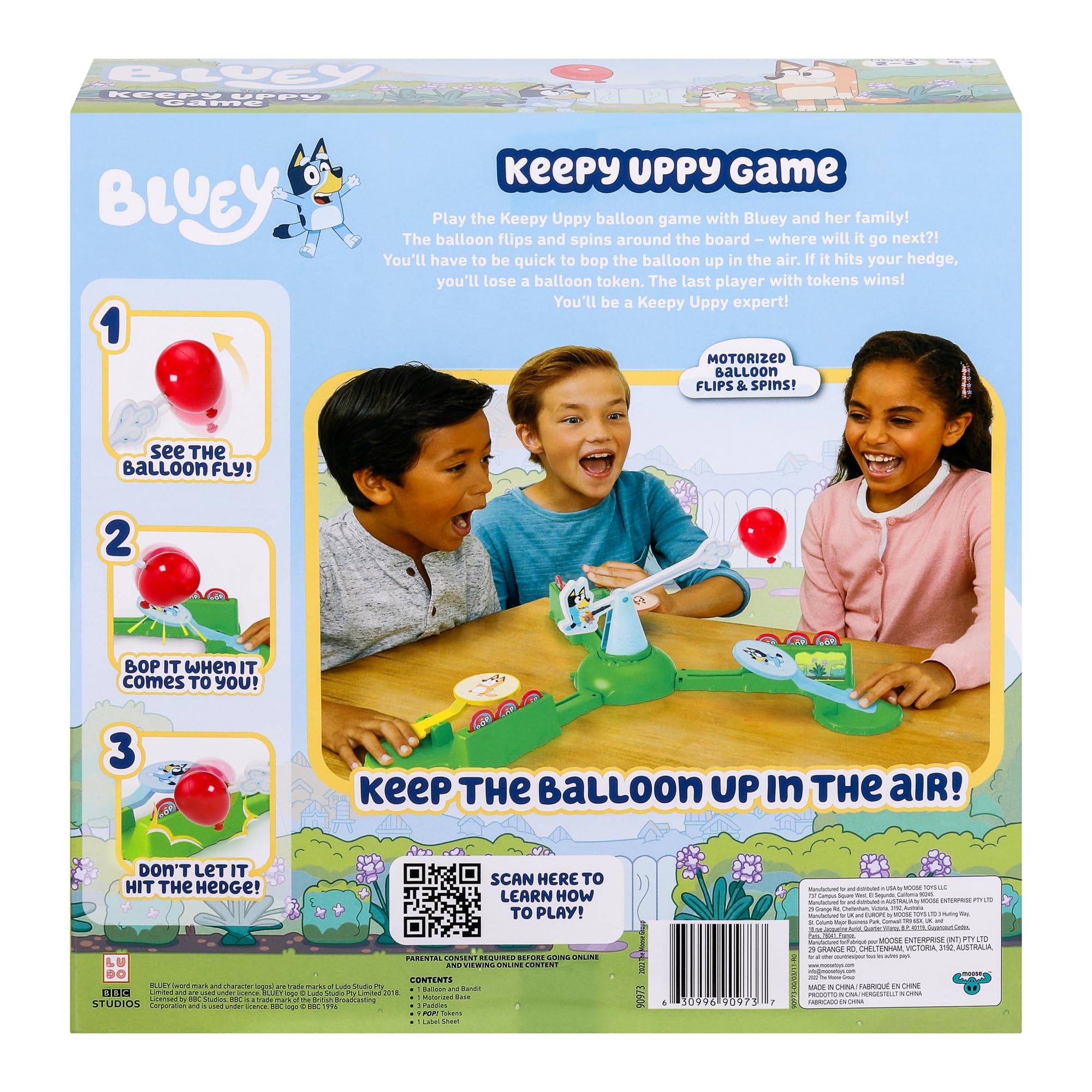 Bluey Keepy Uppy Game. Help, Bingo, and Chilli Keep The Motorized Balloon in The Air with The Character Paddles for 2-3 Players. Ages 4+