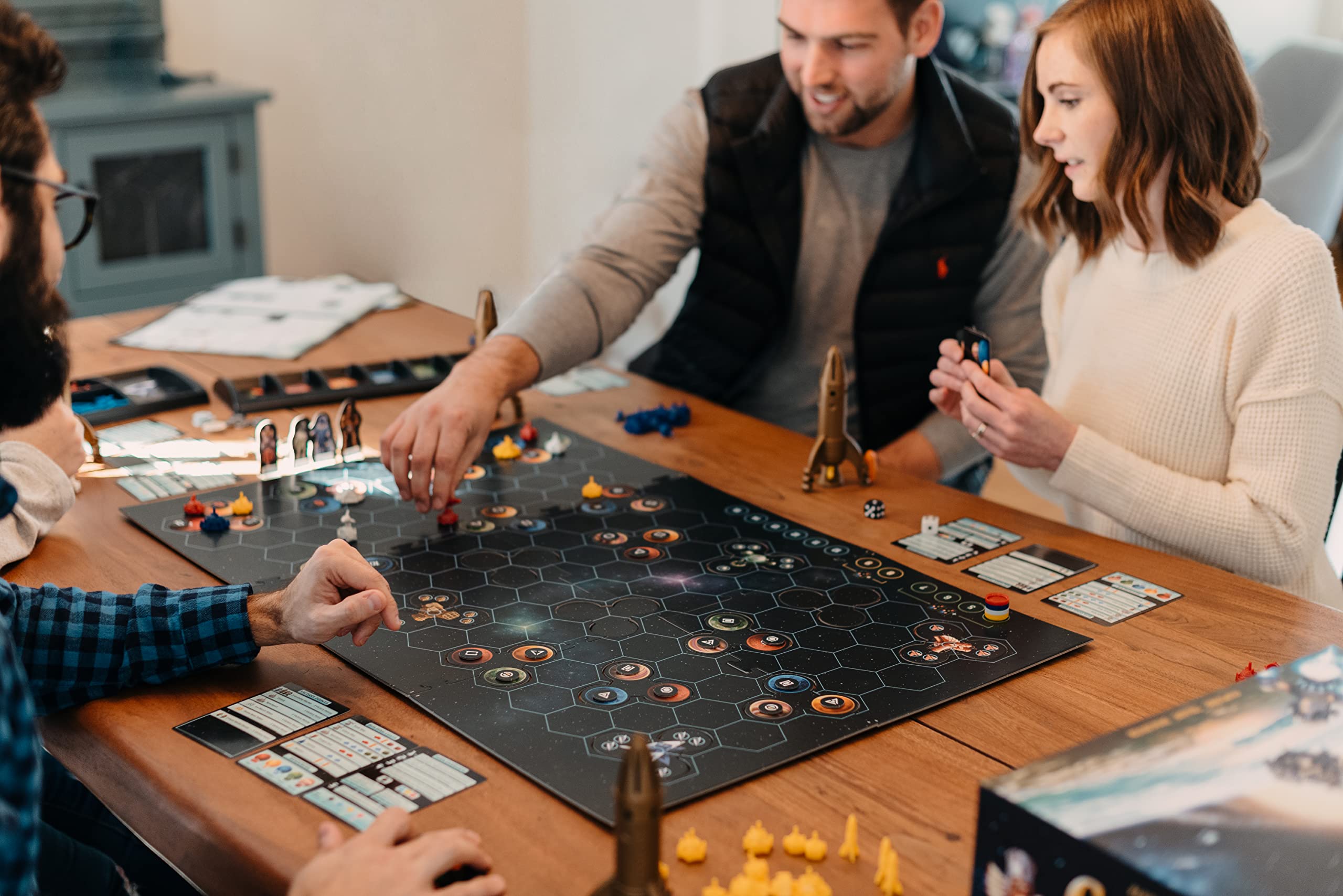 CATAN Starfarers Board Game 2nd Ed. (Base Game) | Family Board Game for Adults and Kids | Adventure Board Game | Ages 14+ | 3 to 4 players | Average Playtime 120 minutes | Made by Catan Studio