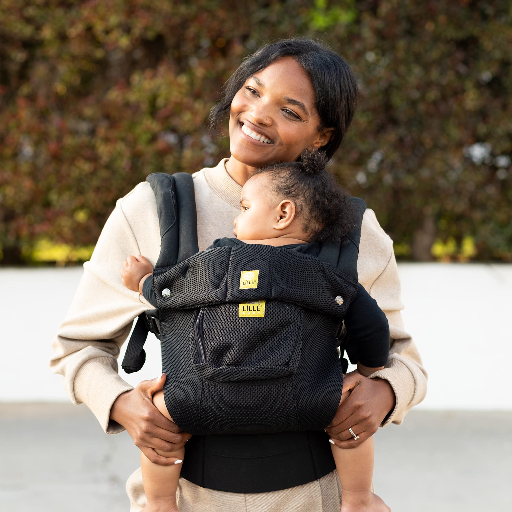 LÍLLÉbaby Complete Airflow Ergonomic 6-in-1 Baby Carrier Newborn to Toddler - with Lumbar Support - for Children 7-45 Pounds - 360 Degree Baby Wearing - Inward and Outward Facing - Black