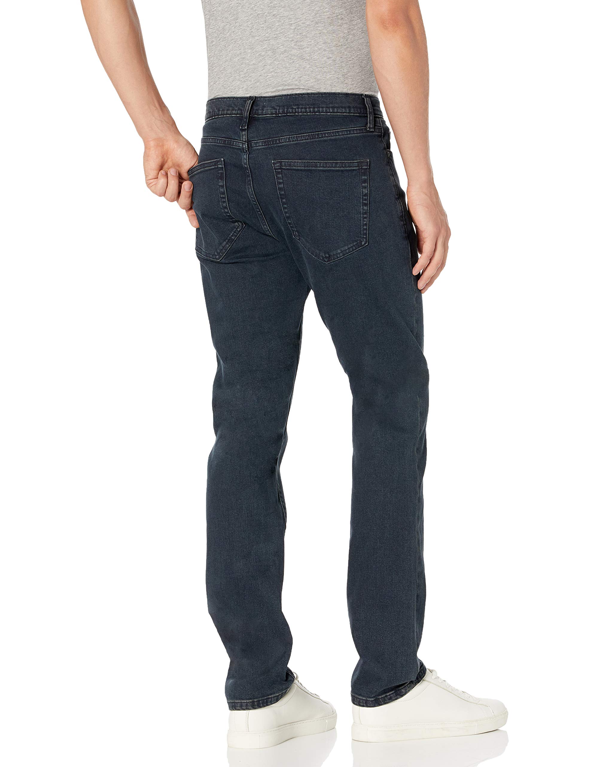 Amazon Essentials Men's Comfort Stretch Straight Slim-Fit Jean (Previously Goodthreads)