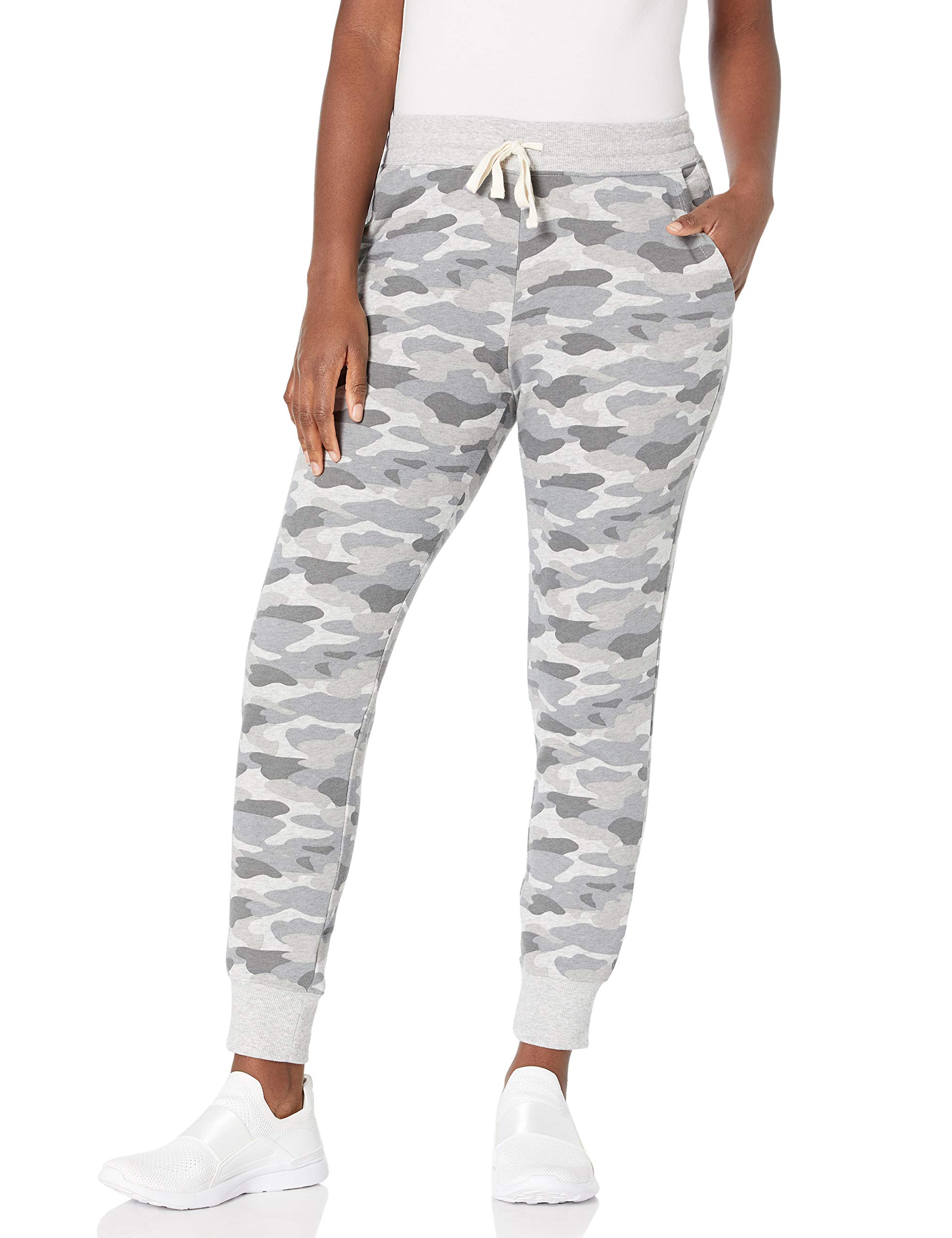 Amazon Essentials Women's French Terry Fleece Jogger Sweatpant (Available in Plus Size)