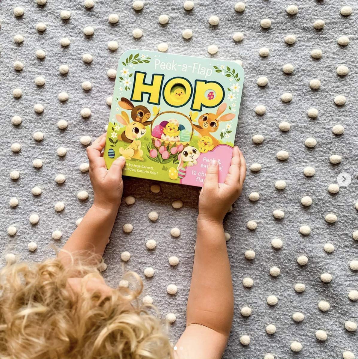 Peek-a-Flap Noah - Children's Lift-a-Flap Board Book Gift for Easter, Christmas, Communion, Baptism (Little Sunbeams)