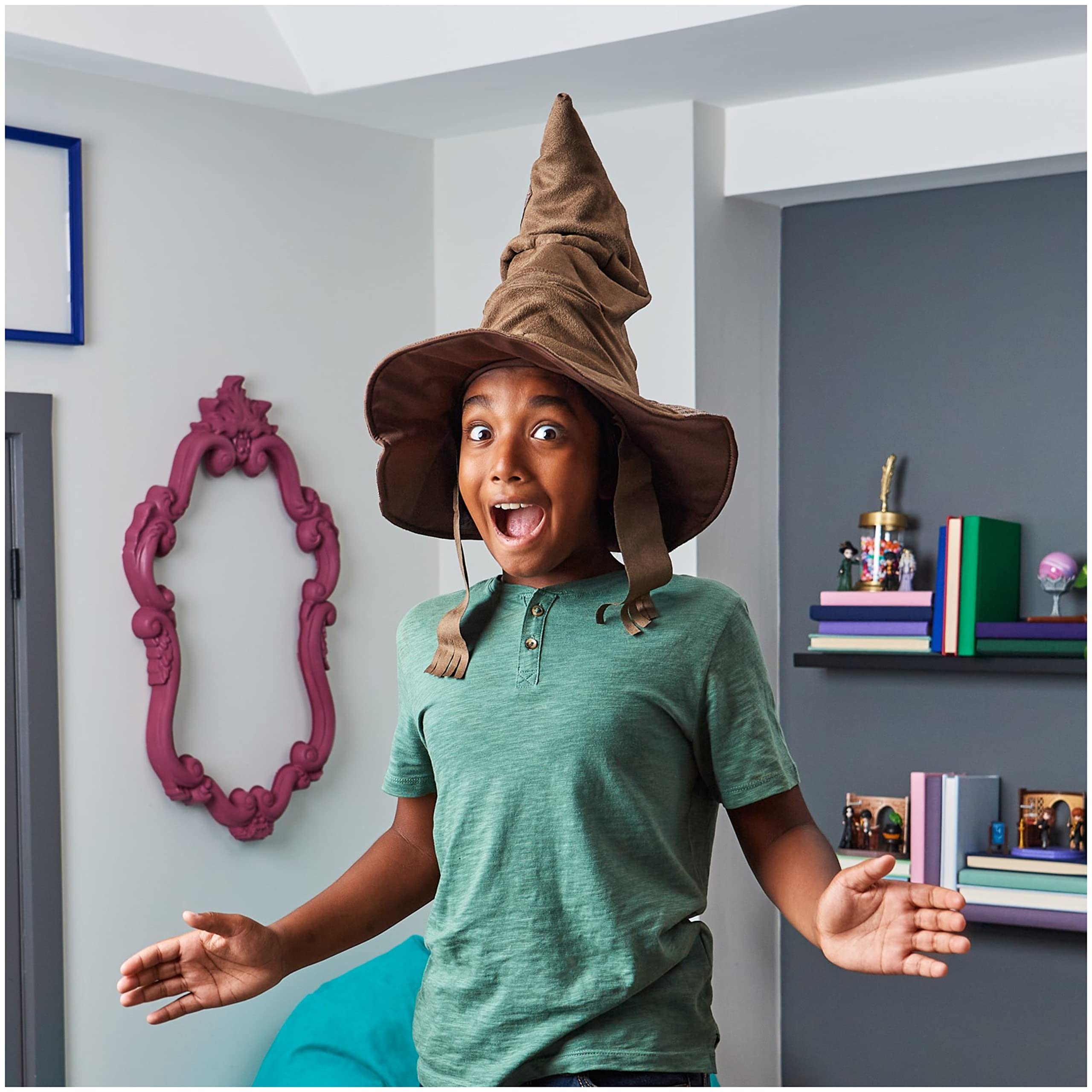 Wizarding World Harry Potter, Talking Sorting Hat with 15 Phrases for Pretend Play, Kids Toys for Ages 5 and Up