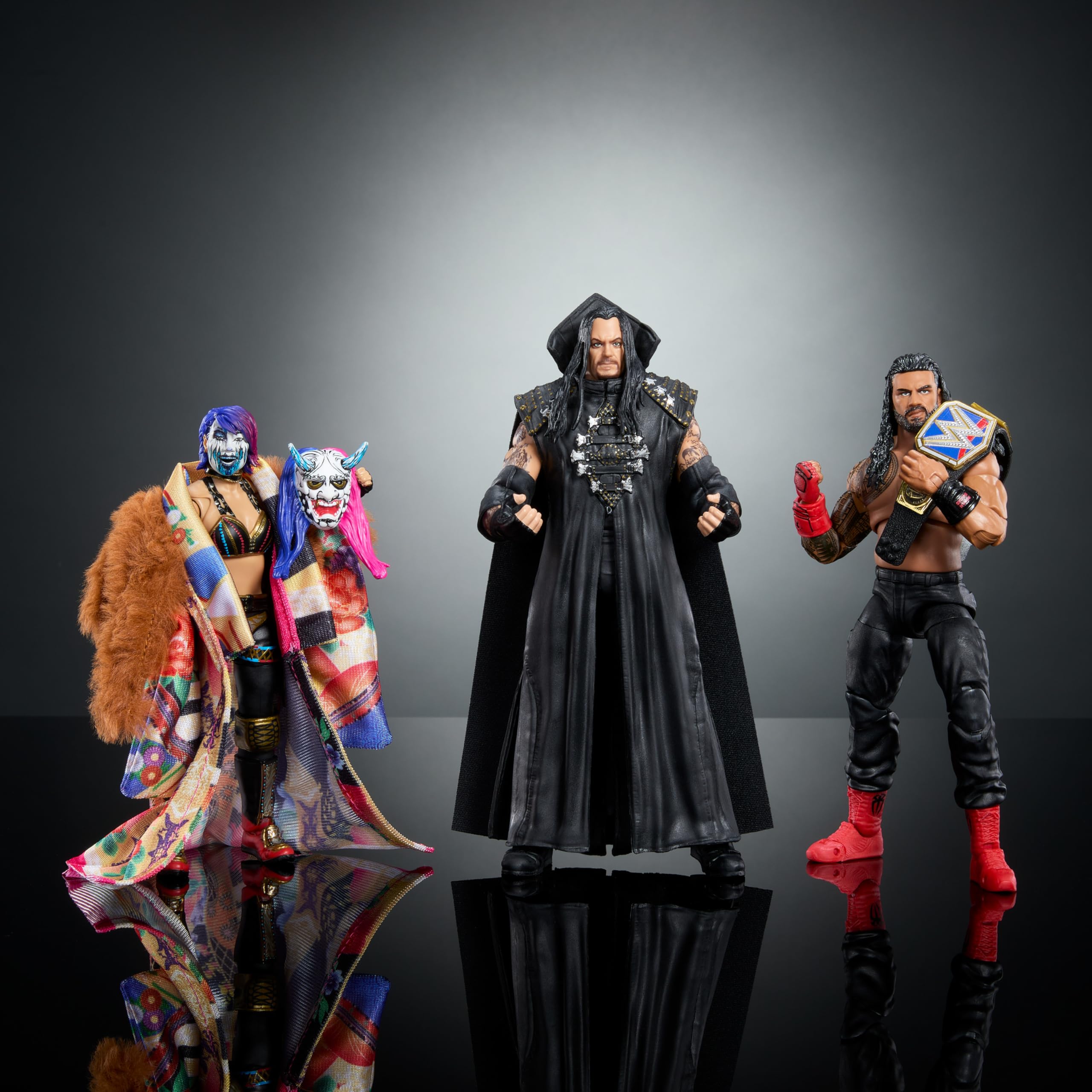 Mattel WWE Ultimate Edition Action Figure & Accessories, 6-inch Roman Reigns Collectible Set, Swappable Heads & Hands, Entrance Gear & 30 Articulation Points