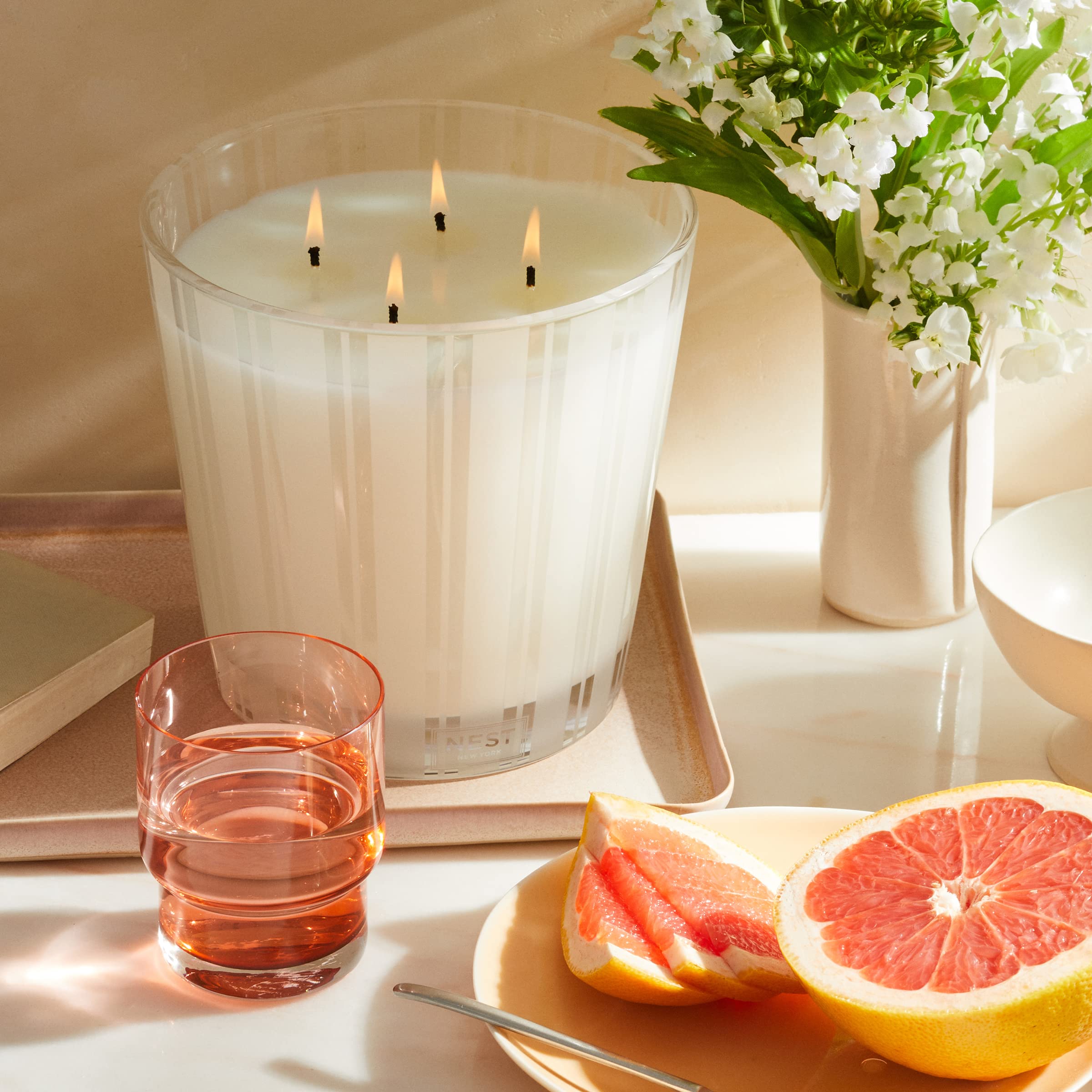 NEST Fragrances Grapefruit Luxury Candle