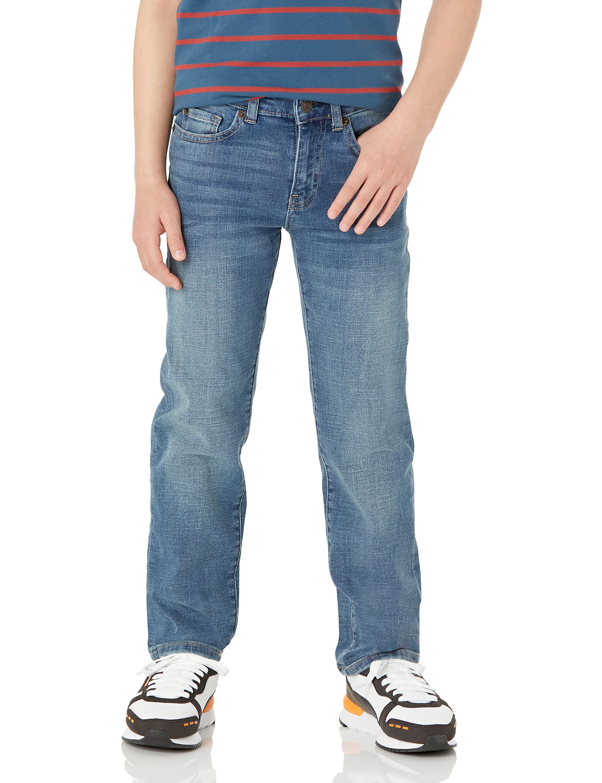 Amazon Essentials Boys' Regular Straight-Fit Jeans
