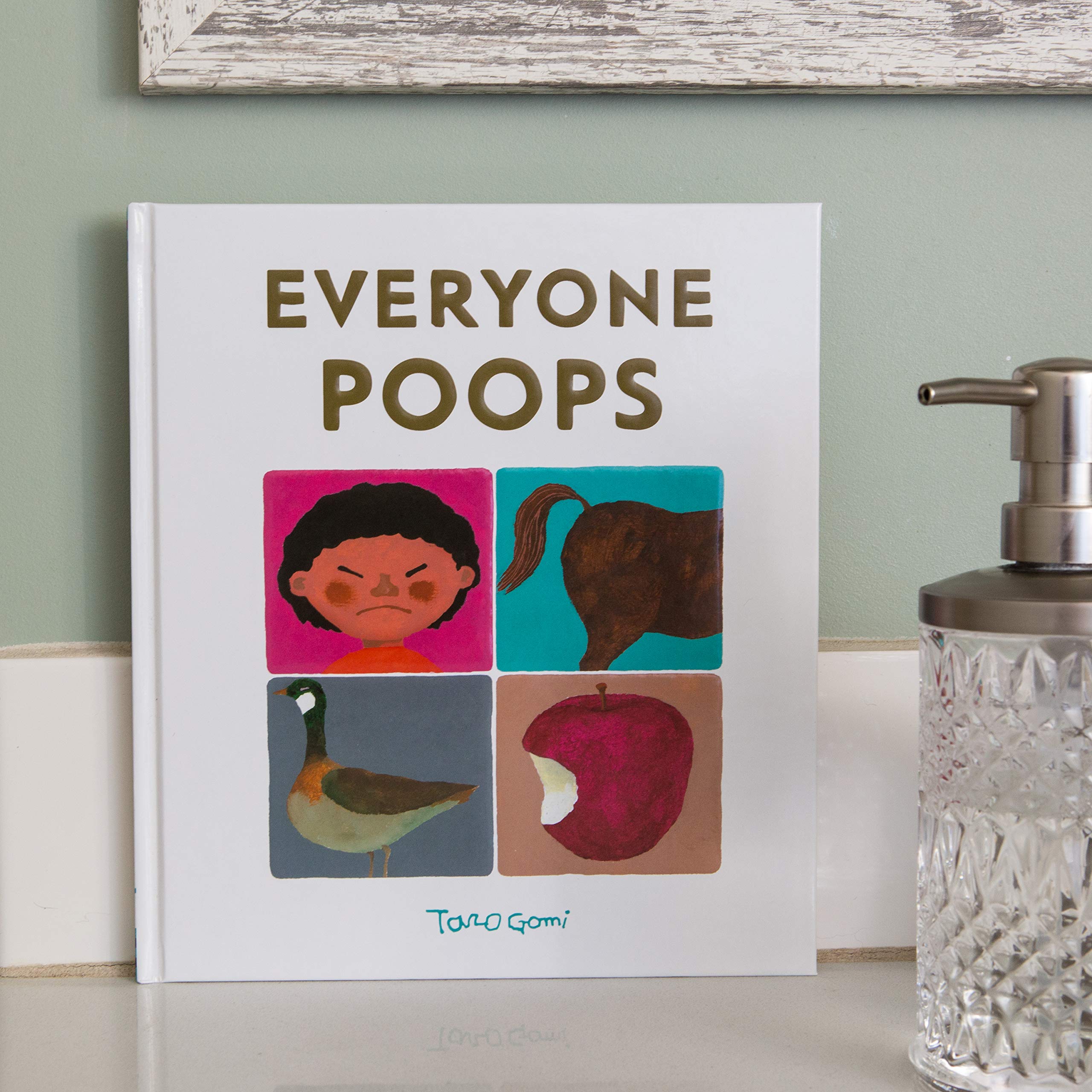 Everyone Poops (Taro Gomi)