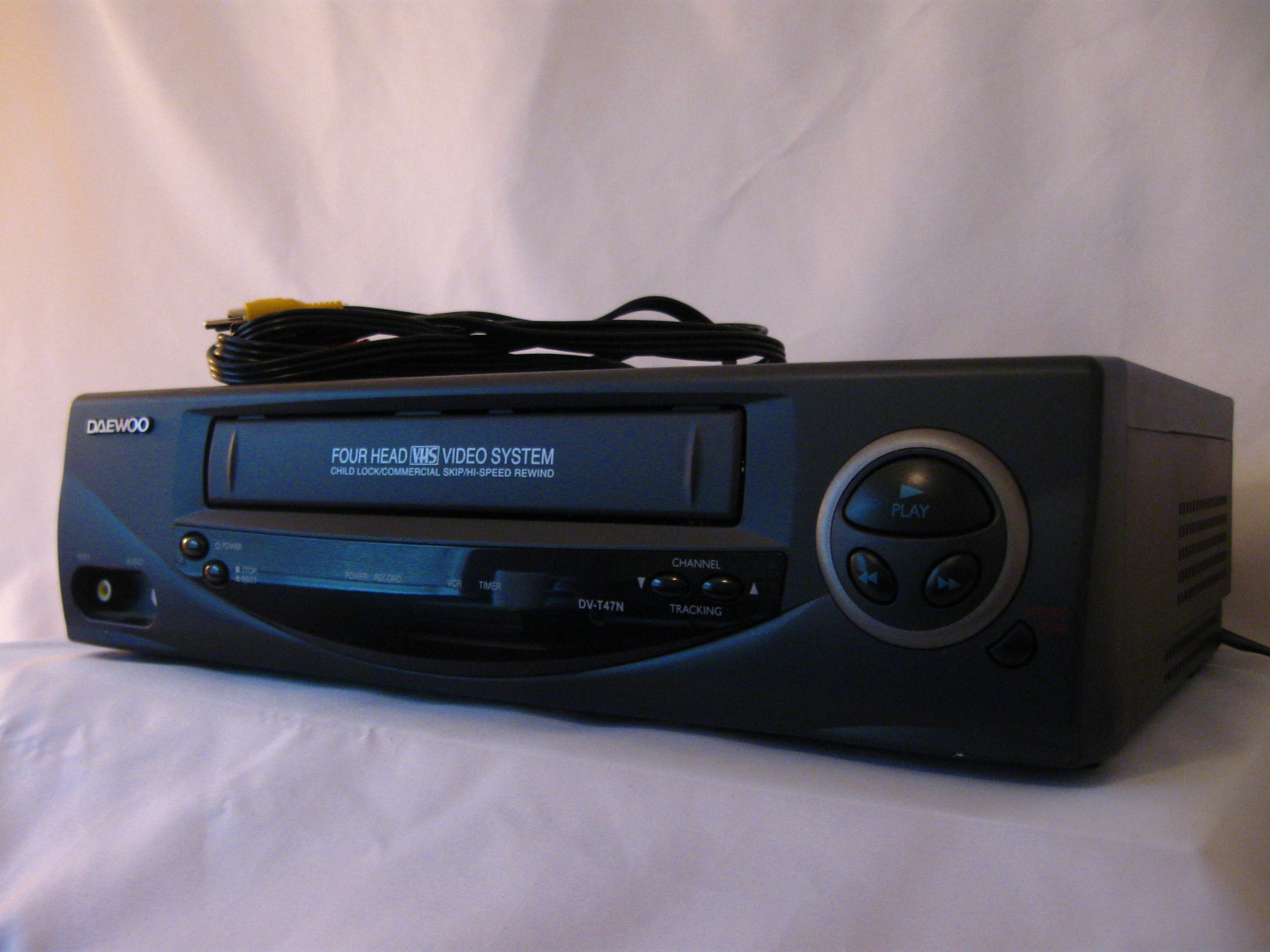 Daewoo 4-Head Mono VCR (DV-T47N)