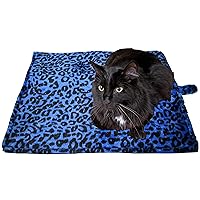 Downtown Pet Supply Thermal Cat Bed - Insulated Cat Mat with Aluminum Film & Sherpa Backing - Washer Safe Faux Fur Cover - Self-Warming Nap - Regular - Leopard Print Blue - 22 x 19in