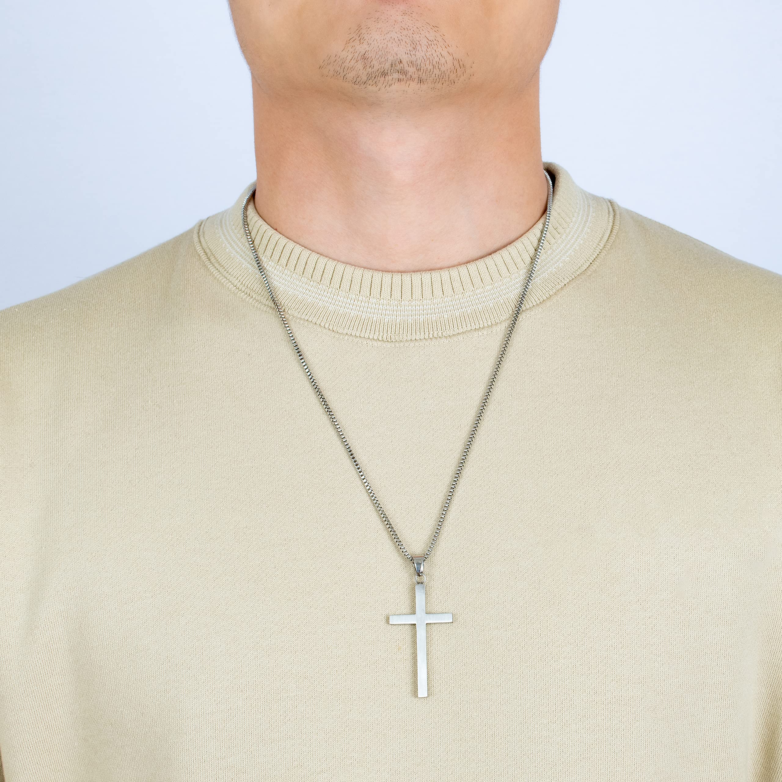Amazon Collection Stainless Steel Cross Pendant Necklace