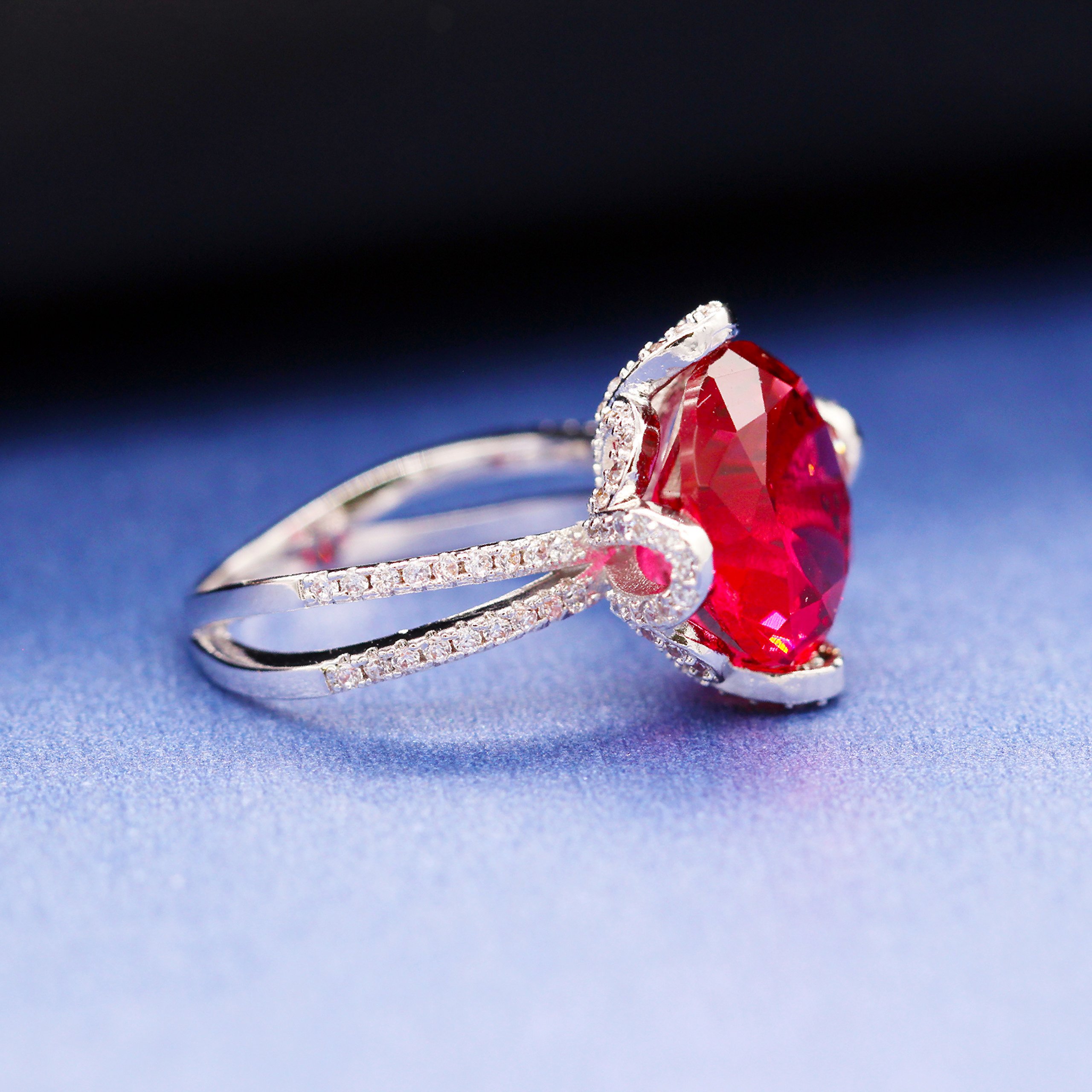 Uloveido Female Unique Beautiful Red Flower Engagement Wedding Ring - Charm Created Garnet Diamond Jewelry for Women (Size 6 7 8 9 10) RJ212
