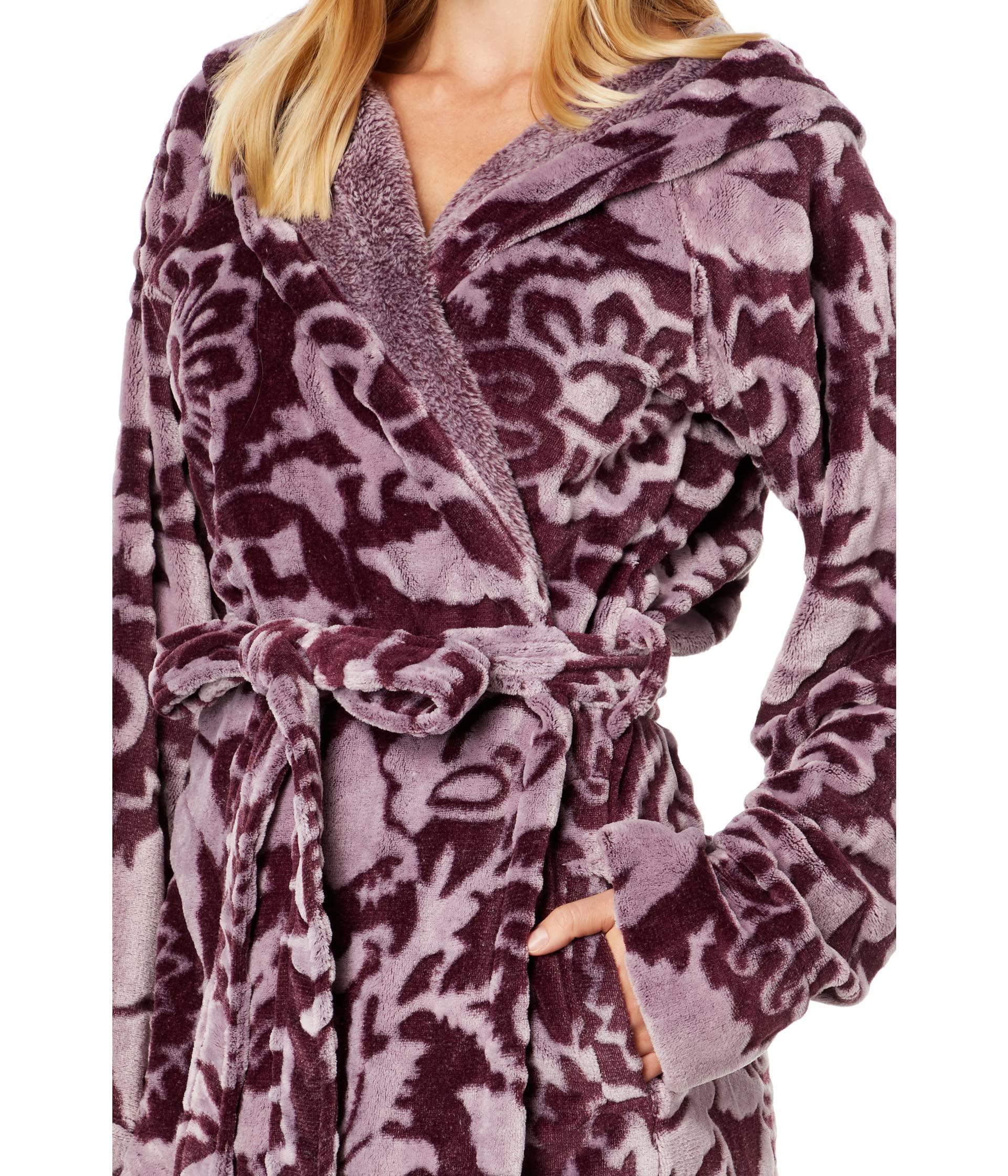 Vera Bradley womens Plush Fleece Robe (Extended Size Range)
