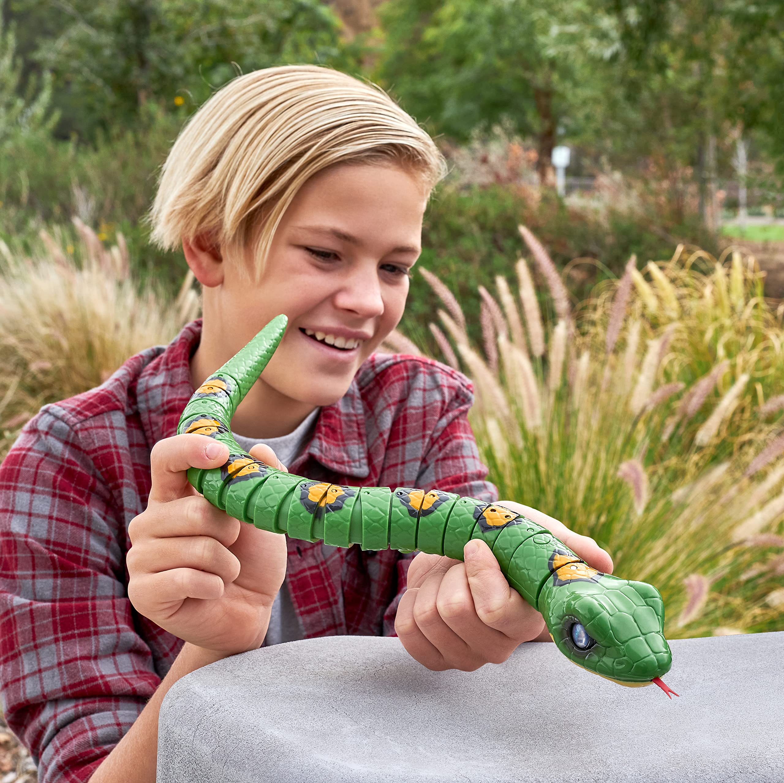 Robo Alive Snake + Lizard Series 3 by ZURU Battery-Powered Robotic Light Up Interactive Electronic Reptile Toy That Moves