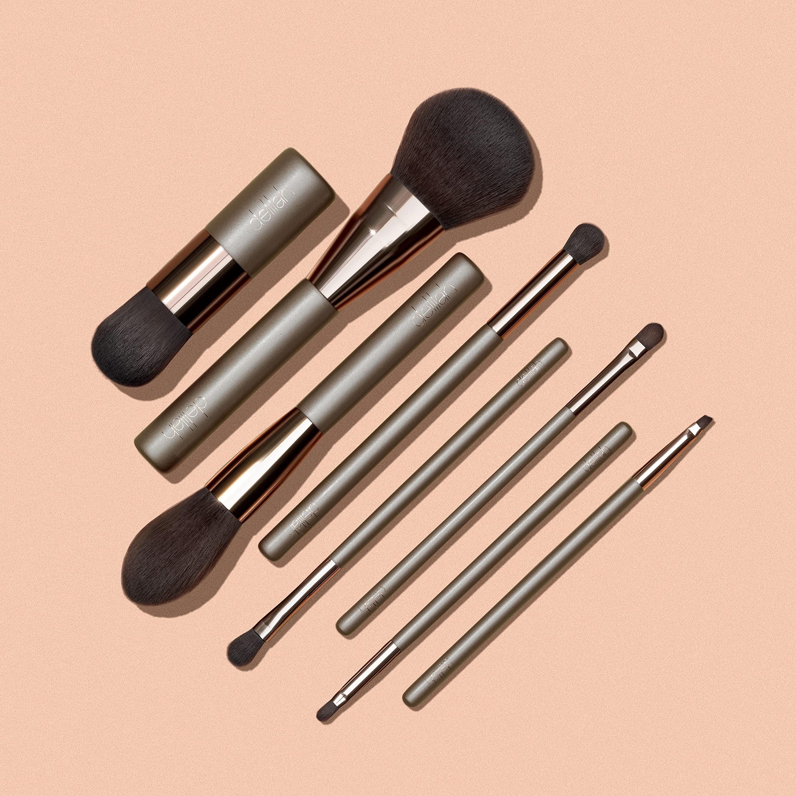 delilah - Foundation Kabuki Complexion Brush - Synthetic Fibre Liquid Blending And Buffing Makeup Tool - Wooden HAndle - For all Skin Type - Cruelty Free - 1 Pc