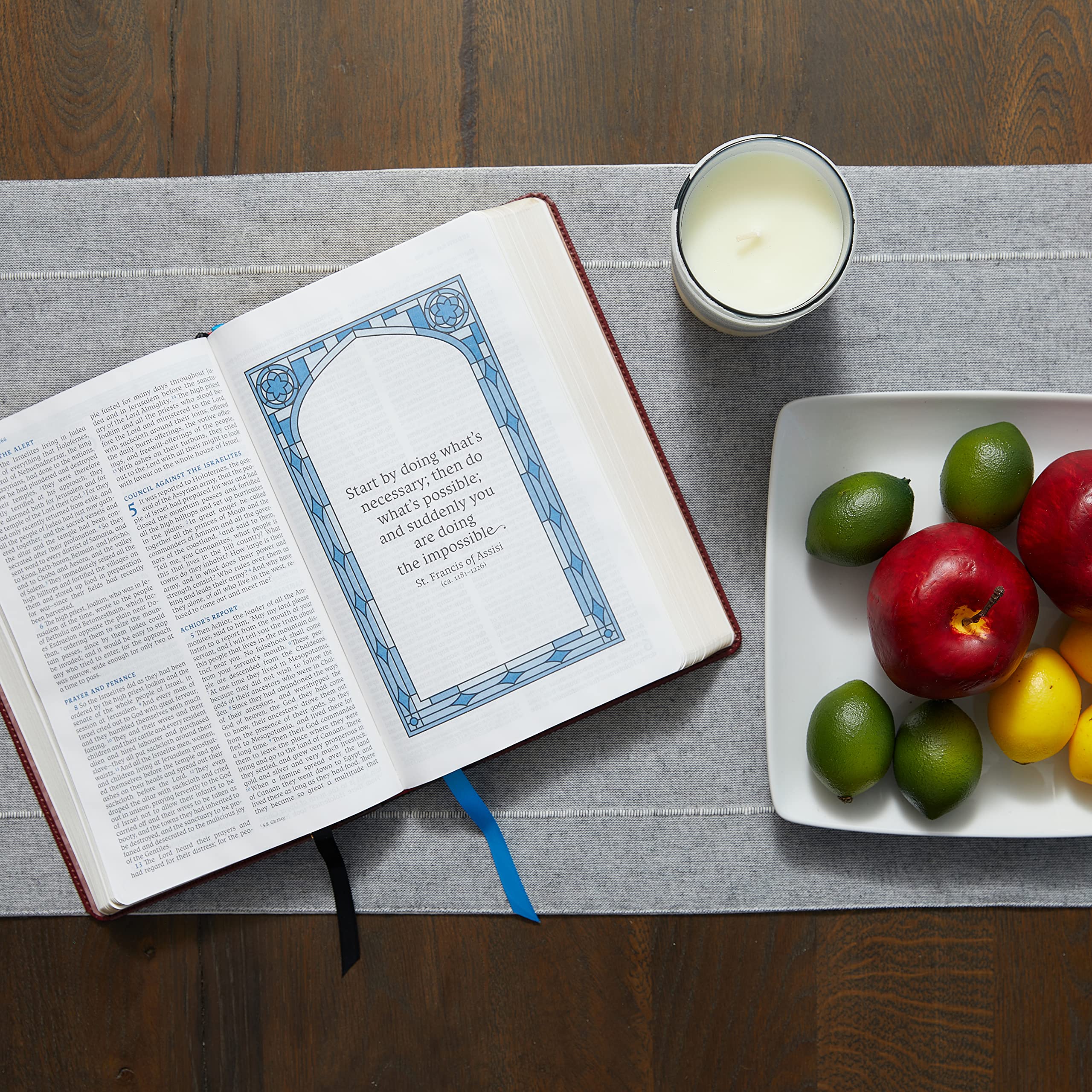 NRSVCE, Great Quotes Catholic Bible, Leathersoft, Blue, Comfort Print: Holy Bible