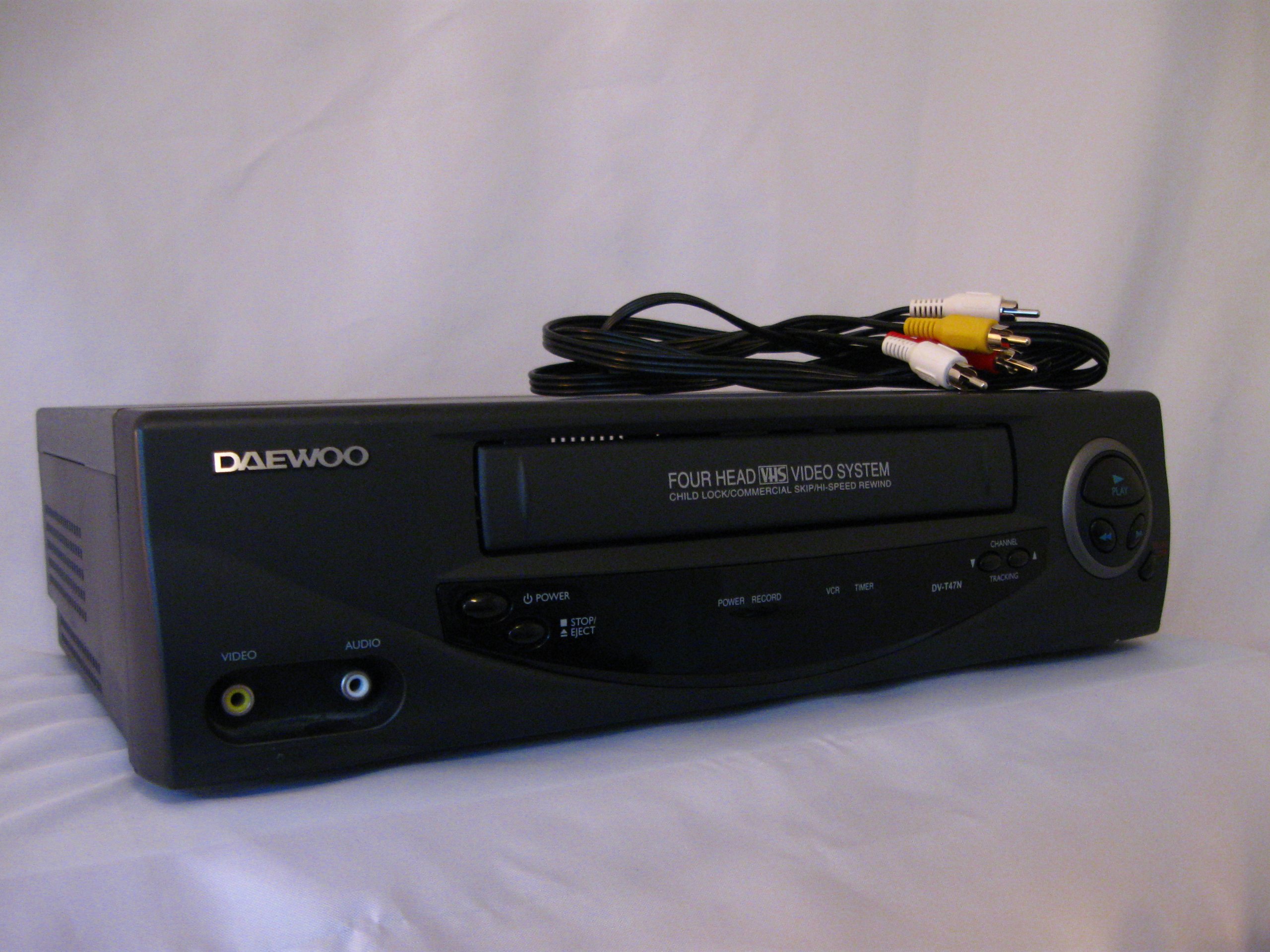Daewoo 4-Head Mono VCR (DV-T47N)