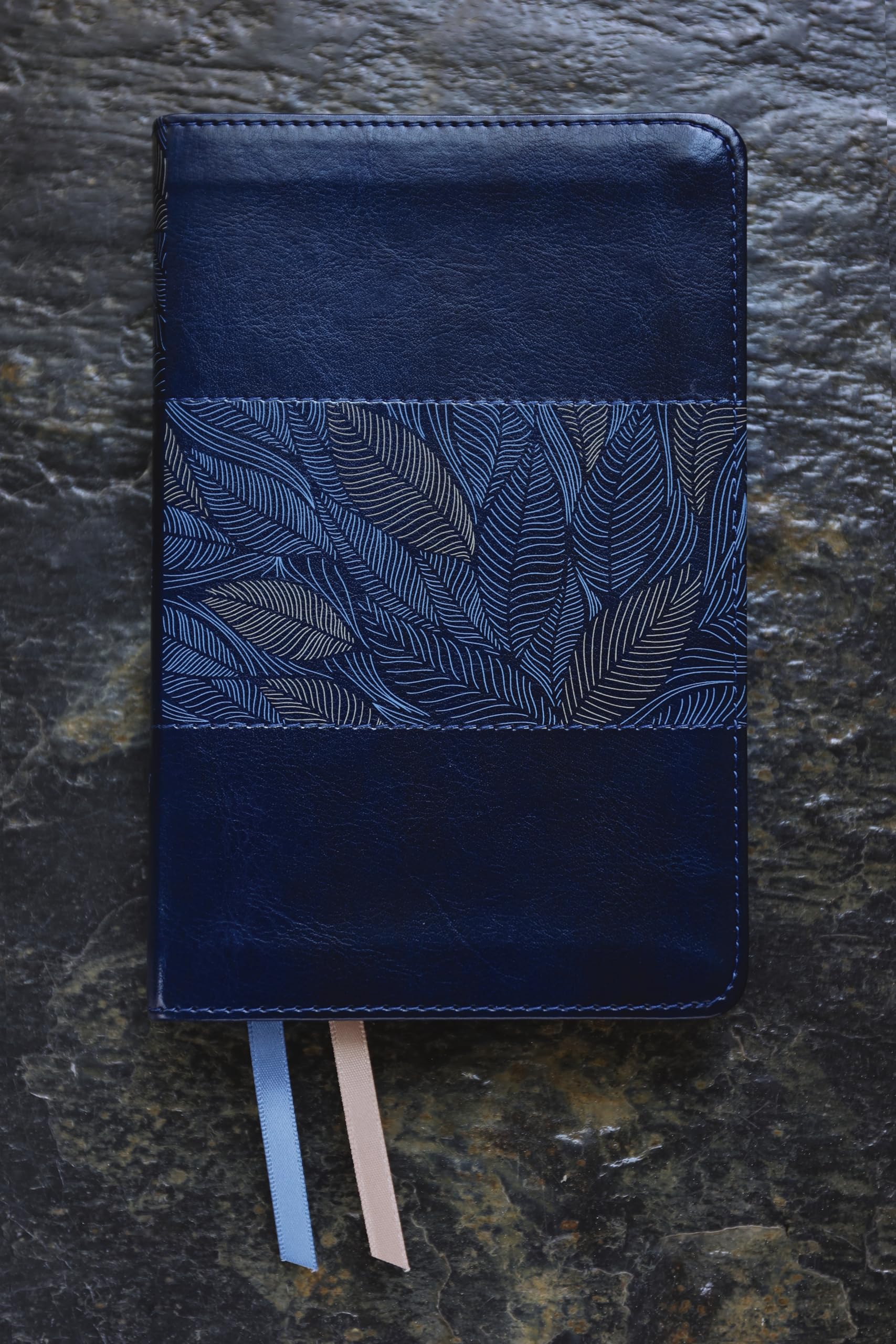 NIV, Thinline Bible, Compact, Leathersoft, Blue Floral, Red Letter, Comfort Print