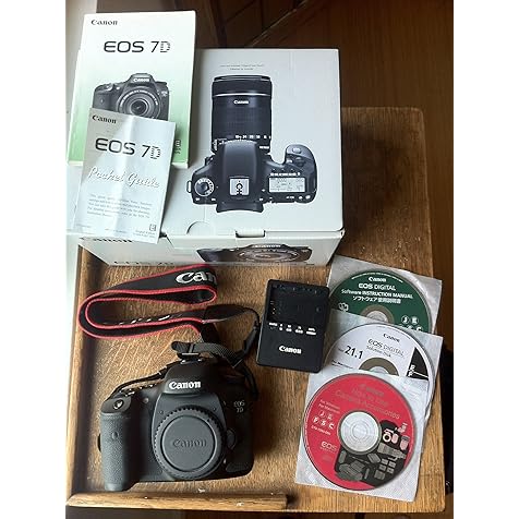 EOS 7D 18 MP CMOS Digital SLR Camera Body Only (discontinued by manufacturer)