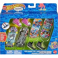 Hot Wheels Skate Tony Hawk Fingerboard & Removable Skate Shoes Multipack, 4 Fully Assembled Boards, 2 Pairs of Skate Shoes, 1 Exclusive Set (Styles May Vary)