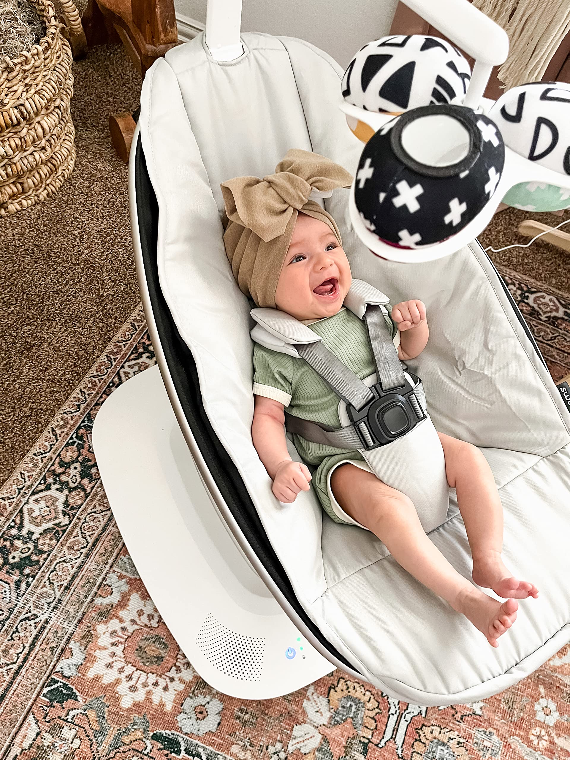 4moms MamaRoo Multi-Motion Baby Swing, Bluetooth Enabled with 5 Unique Motions, Grey