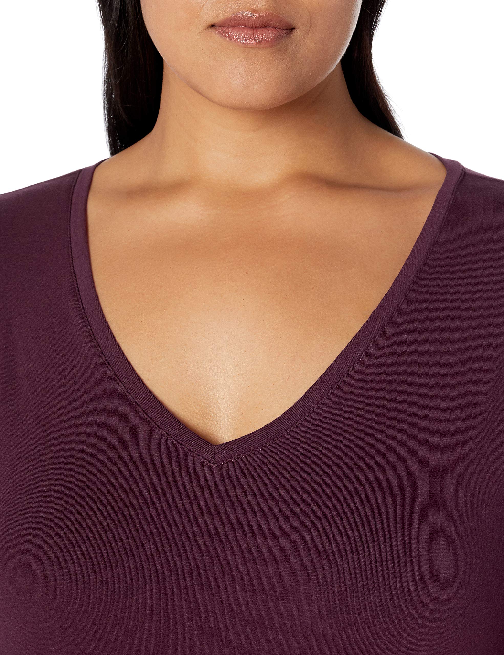 Amazon Essentials Women's Short-Sleeve V-Neck T-Shirt (Available in Plus Size)