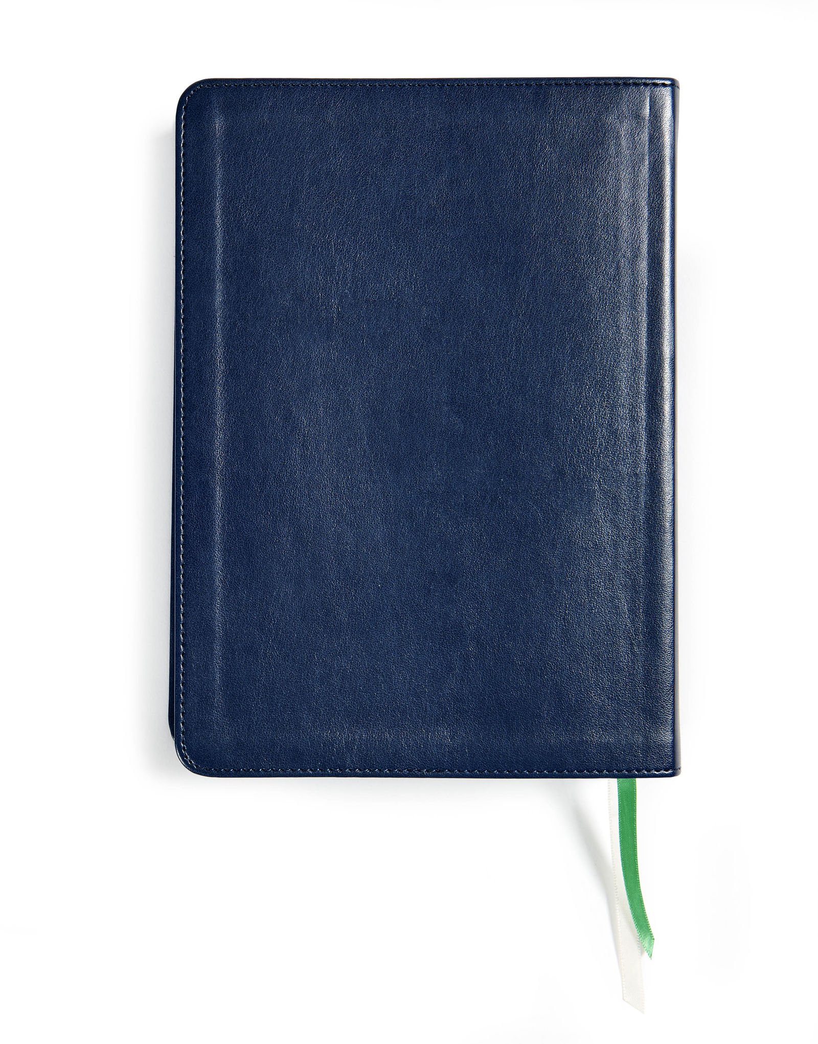 CSB She Reads Truth Bible, Navy LeatherTouch, Black Letter, Full-Color Design, Wide Margins, Notetaking Space, Devotionals, Reading Plans, Easy-to-Read Bible Serif Type